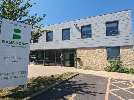 HAYWARDS HEATH, John de Mierre House image 11 HAYWARDS HEATH, John de Mierre House image 11