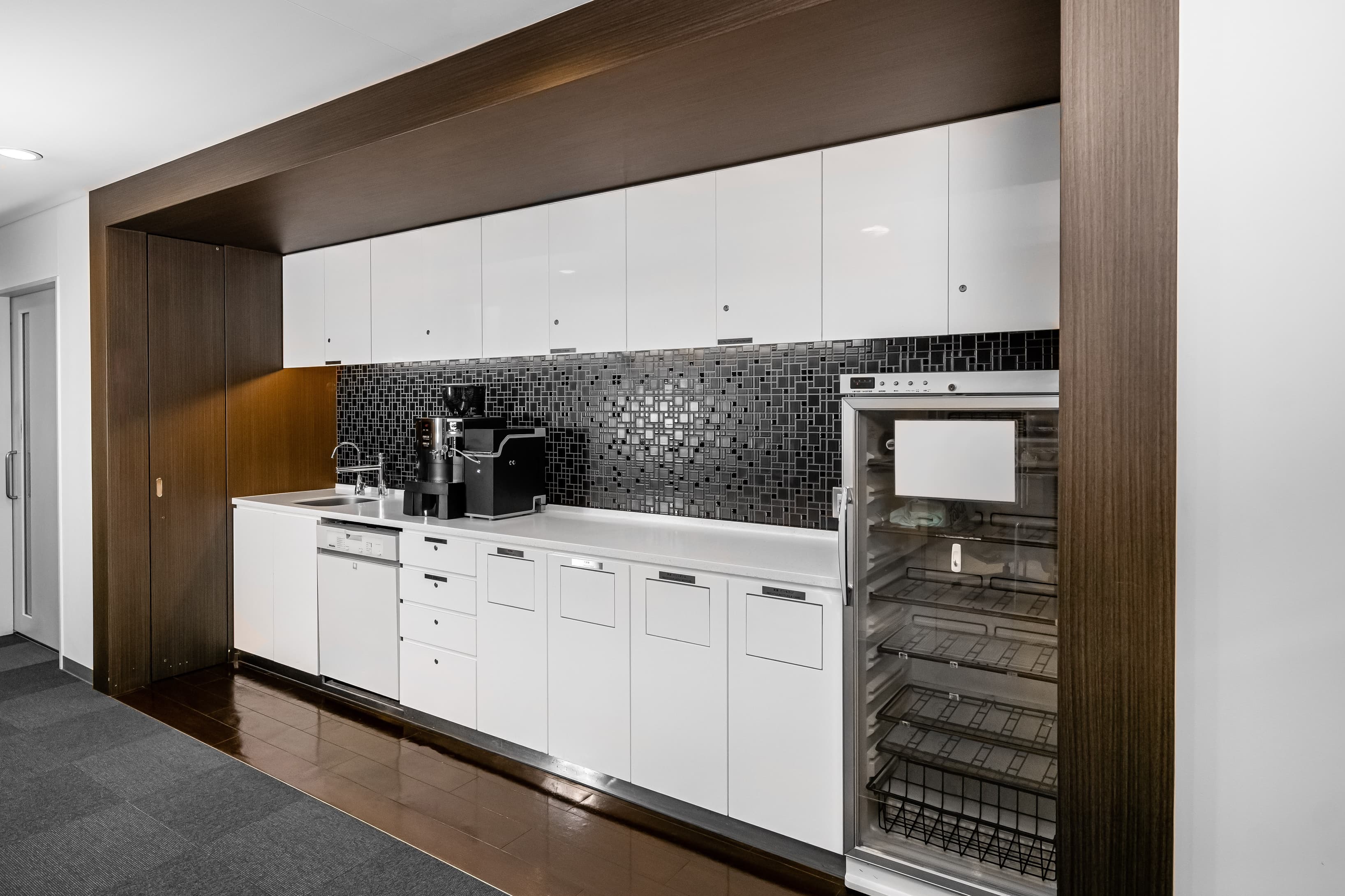 TOKYO, Shinbashi Tokyu image 4 TOKYO, Shinbashi Tokyu image 4