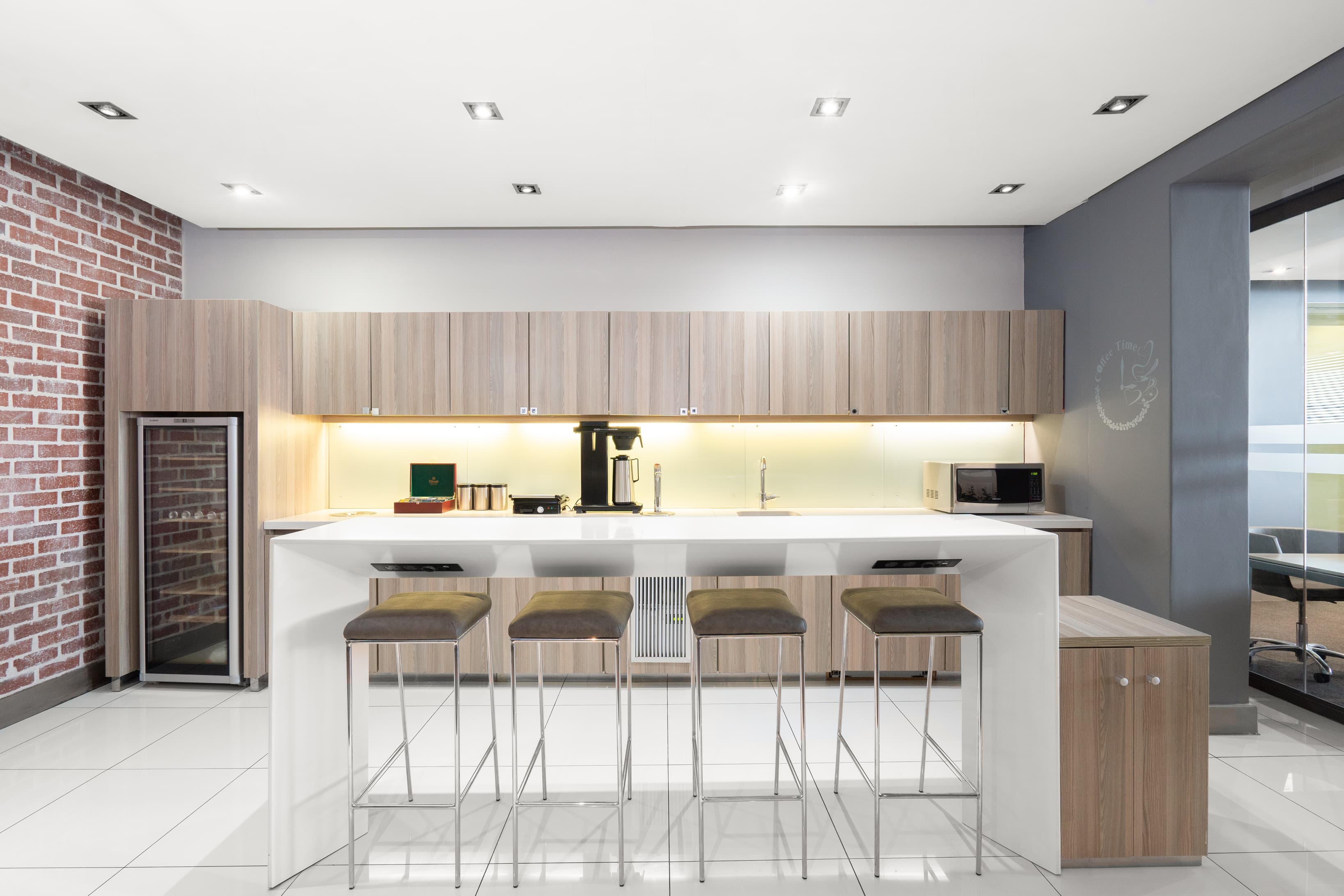 CAPE TOWN, Eikestad Mall Stellenbosch image 4 CAPE TOWN, Eikestad Mall Stellenbosch image 4