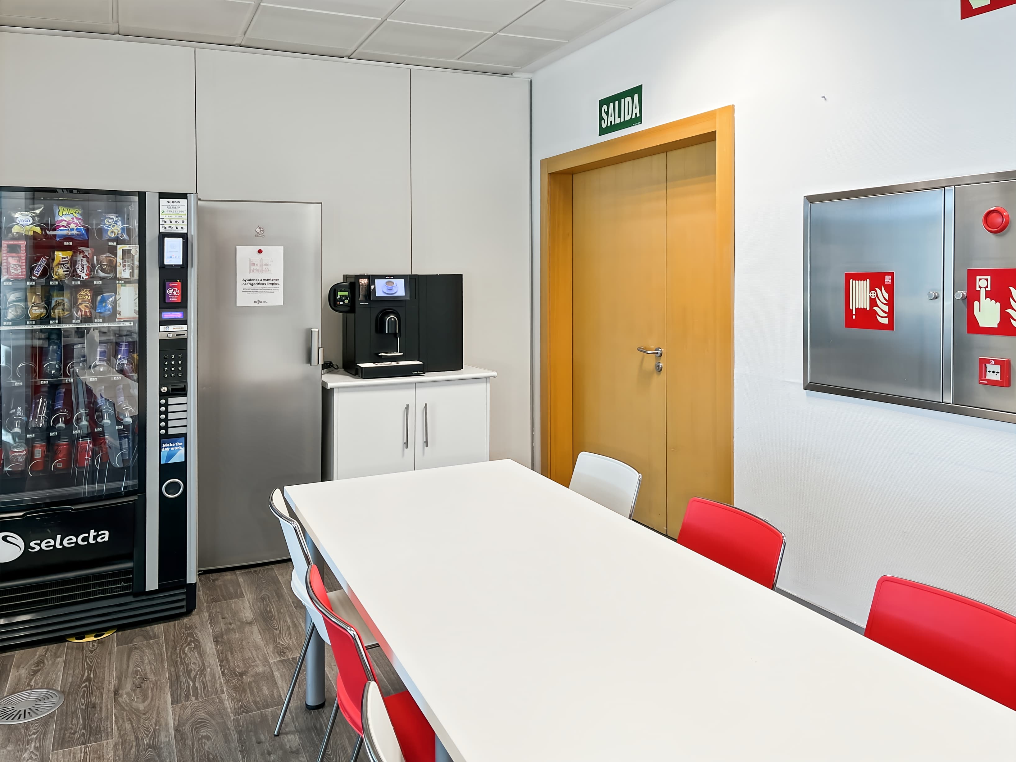 MADRID, Torre de Cristal image 1 MADRID, Torre de Cristal image 1