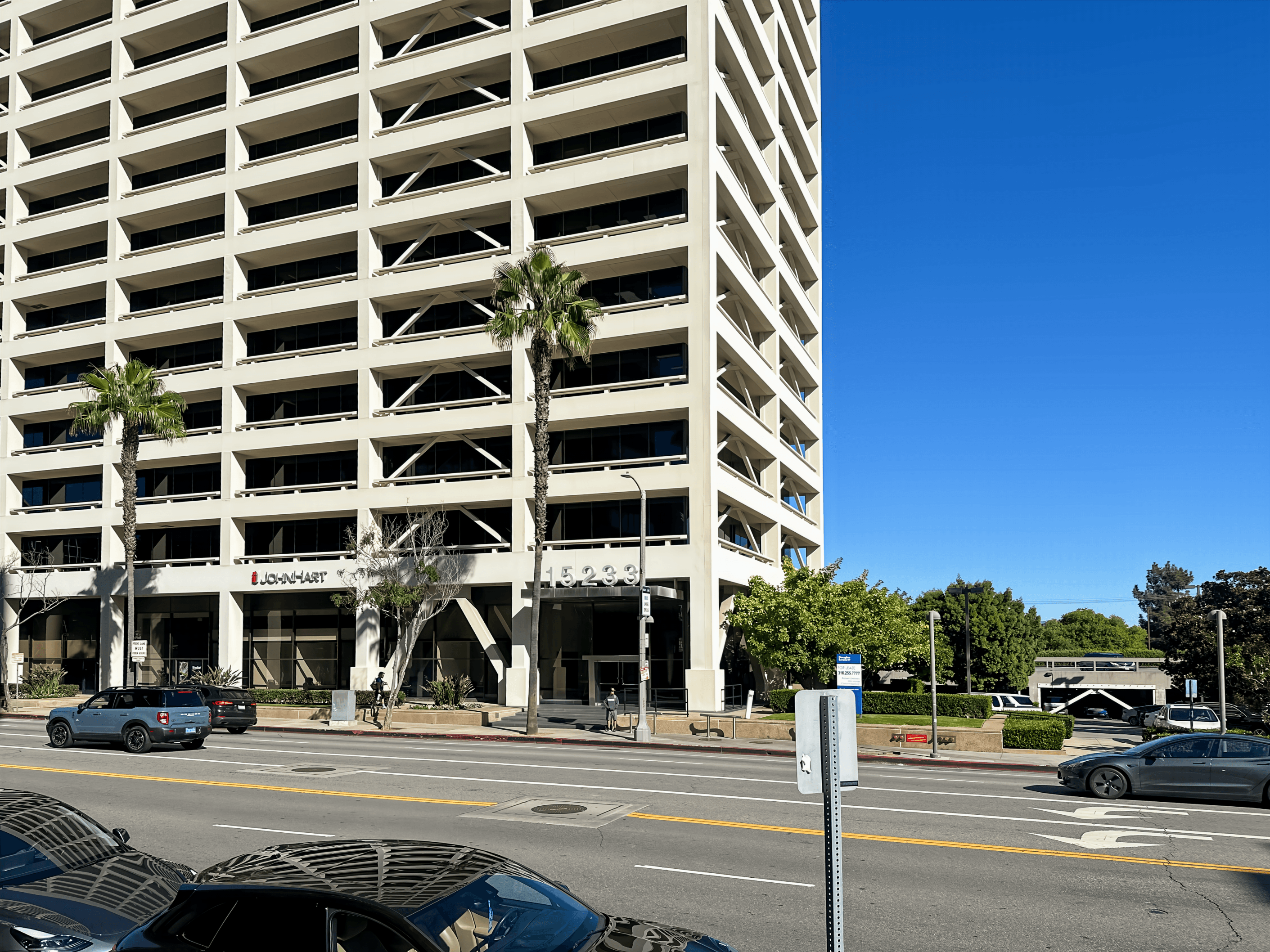 CA, Sherman Oaks - Galleria image 5 CA, Sherman Oaks - Galleria image 5