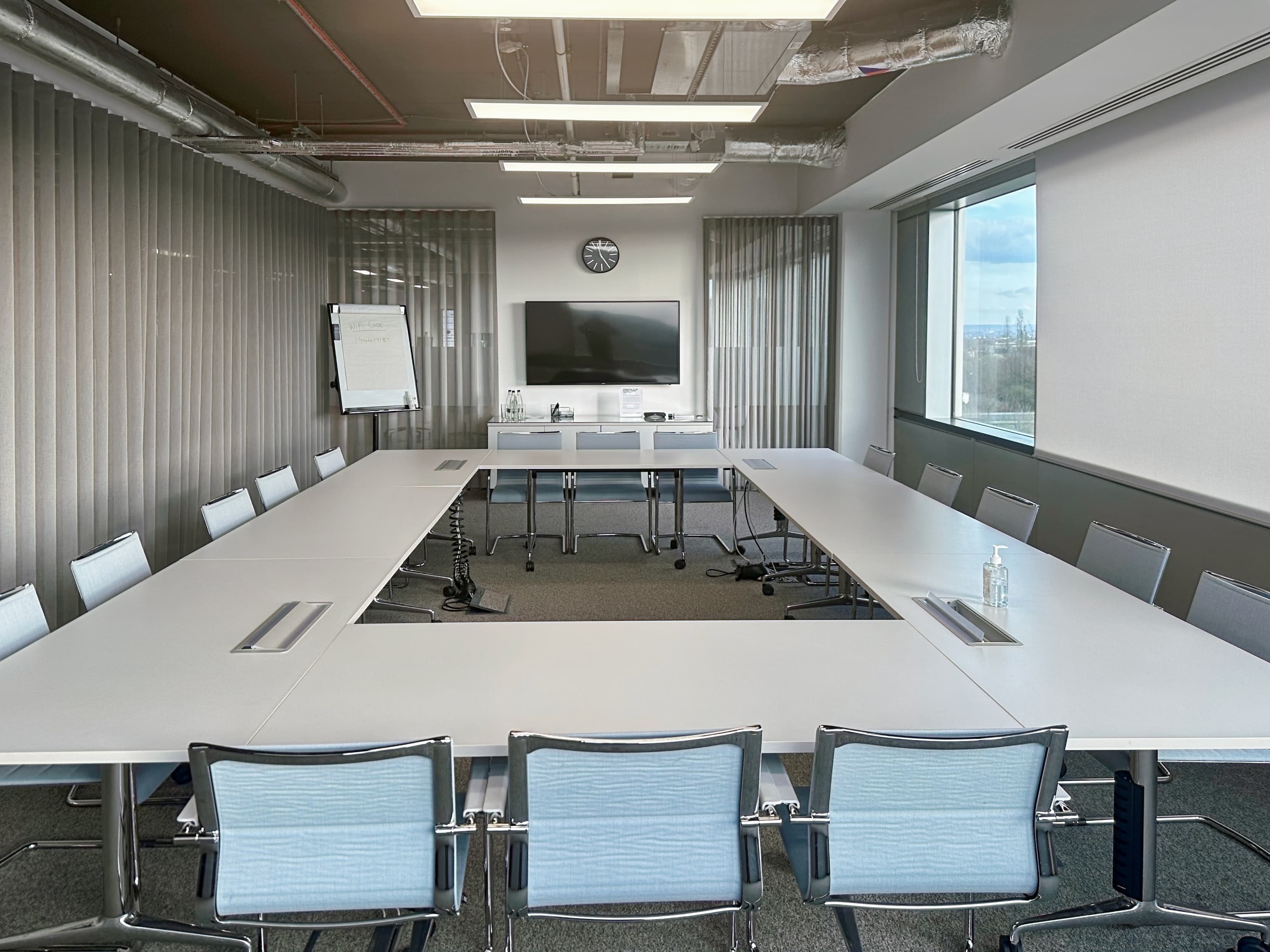 LONDON, Park Royal image 4 LONDON, Park Royal image 4