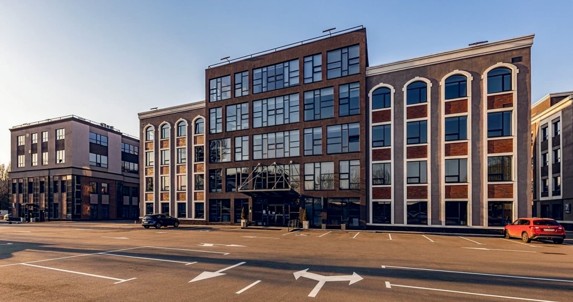 KYIV, Forum West Side image 2 KYIV, Forum West Side image 2