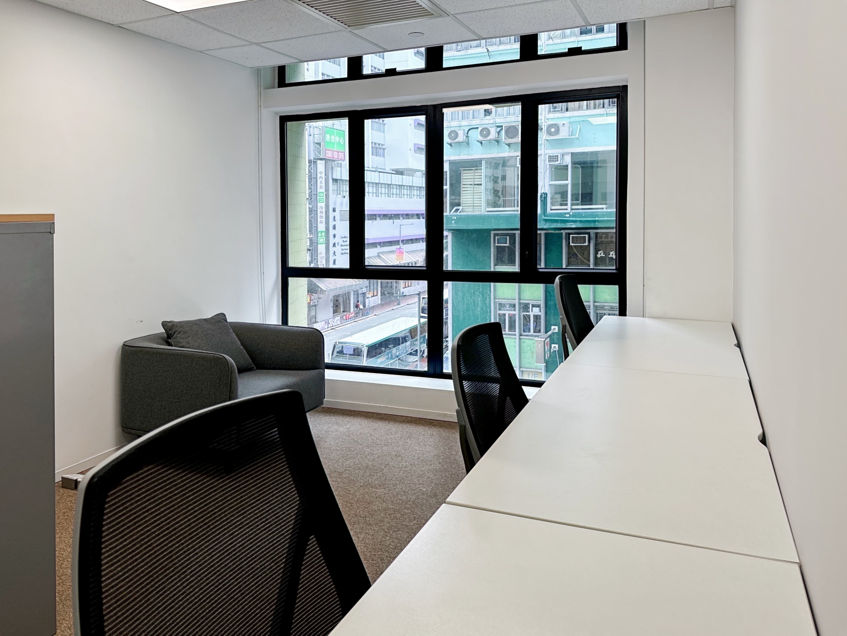 HONG KONG, Hennessy Road image 2 HONG KONG, Hennessy Road image 2