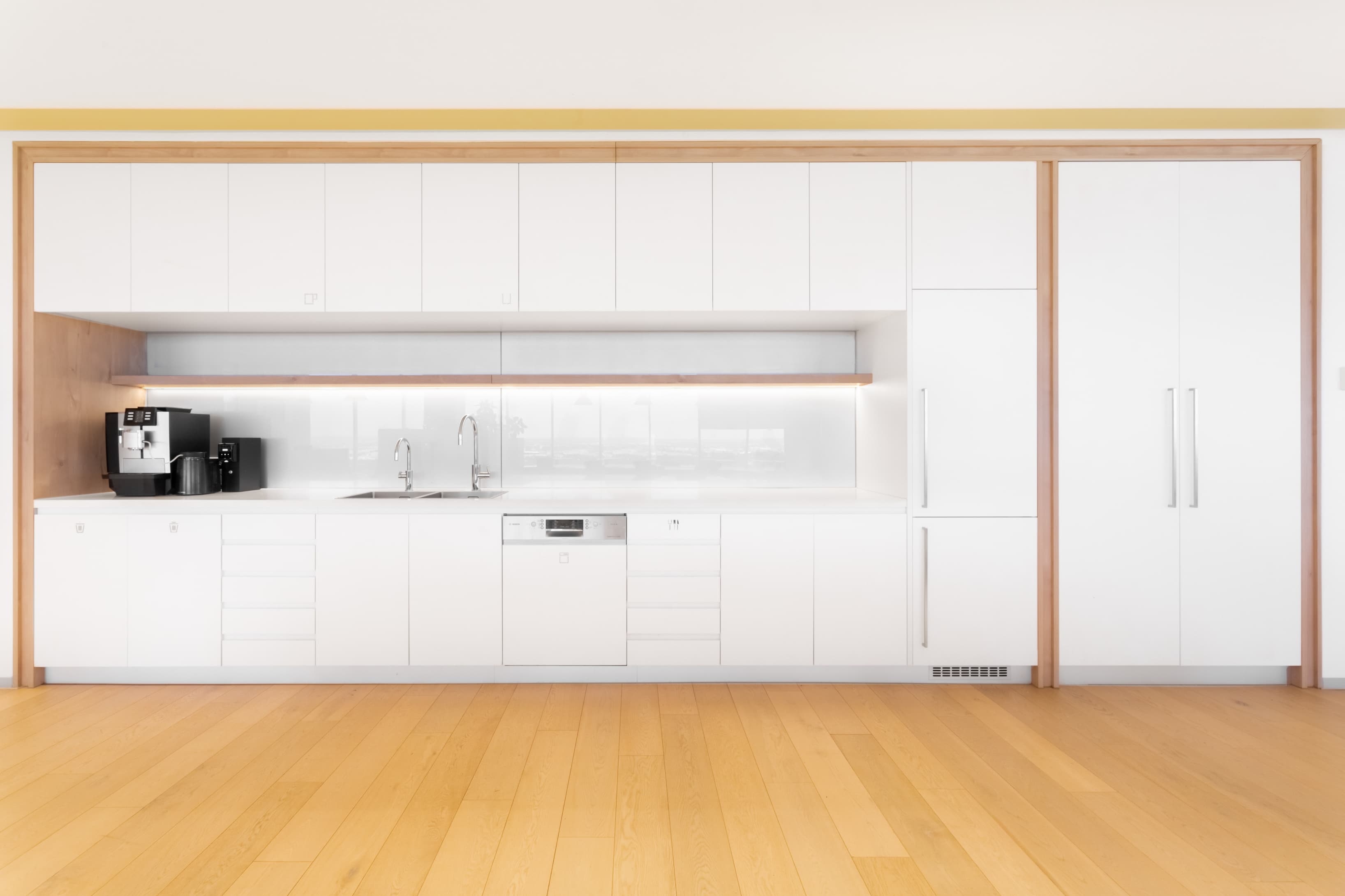 MELBOURNE, Dandenong image 5 MELBOURNE, Dandenong image 5