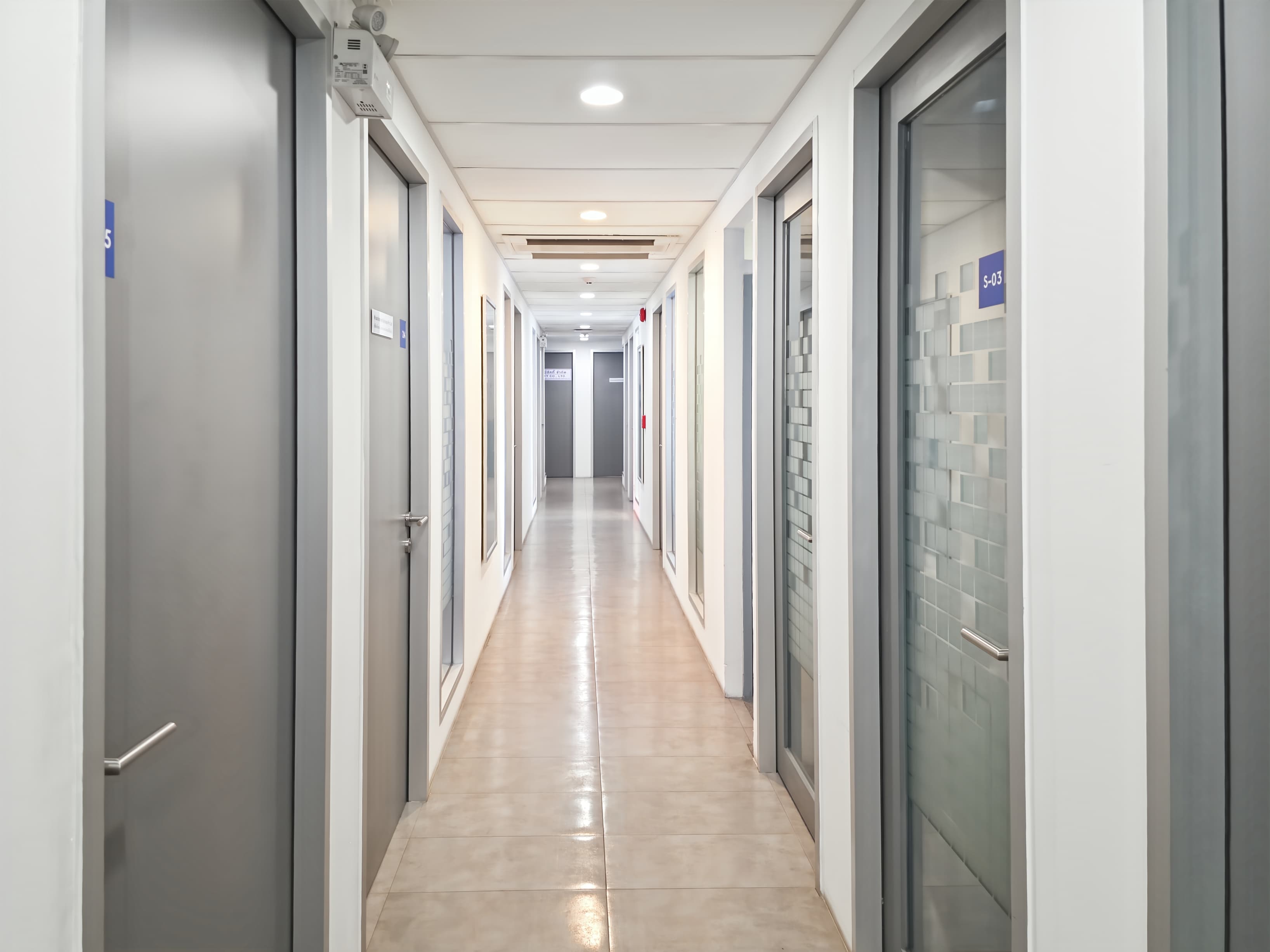 Bangkok, SO24 image 3 Bangkok, SO24 image 3