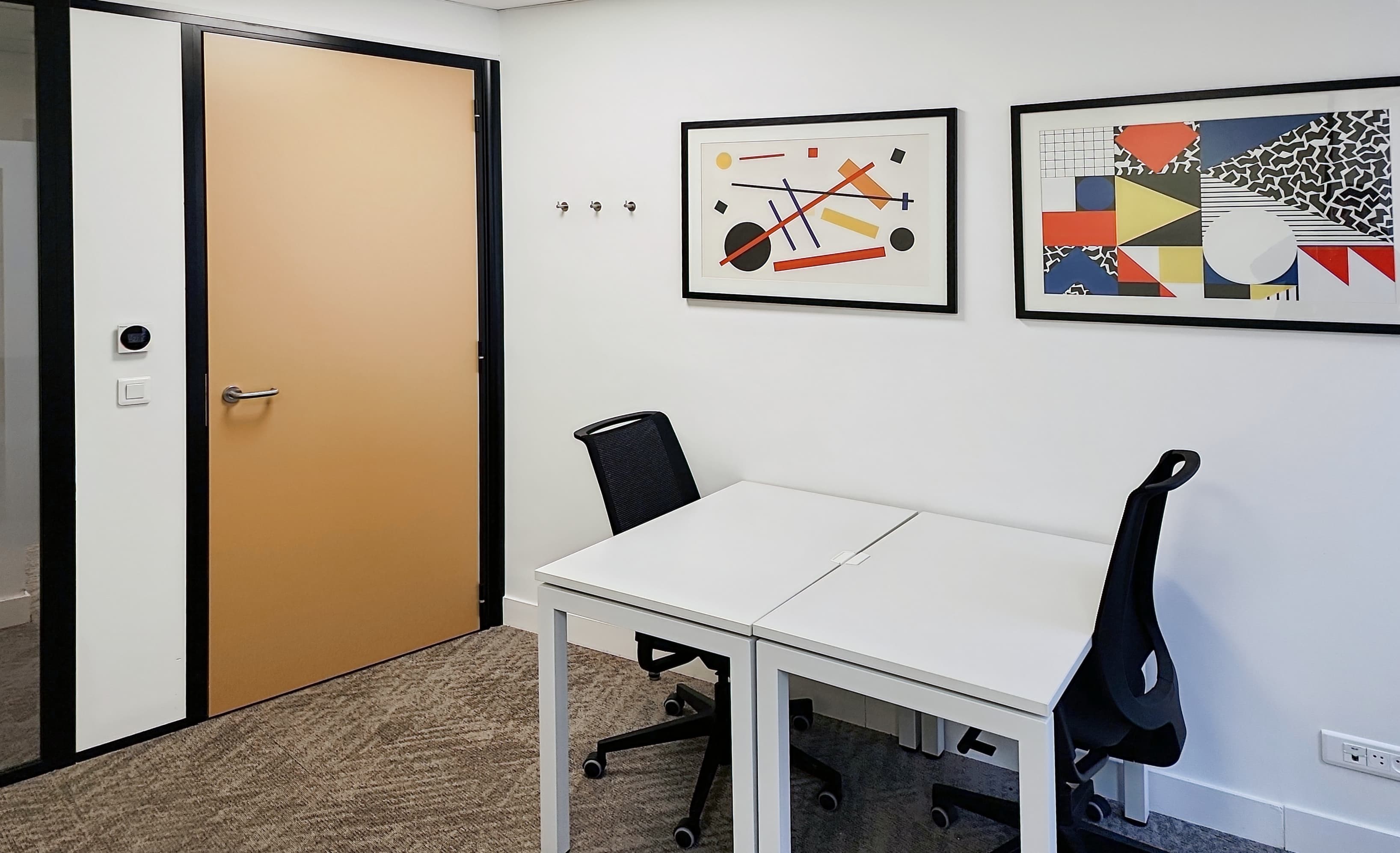 Paris, 2 Rue Jean Lantier image 11 Paris, 2 Rue Jean Lantier image 11