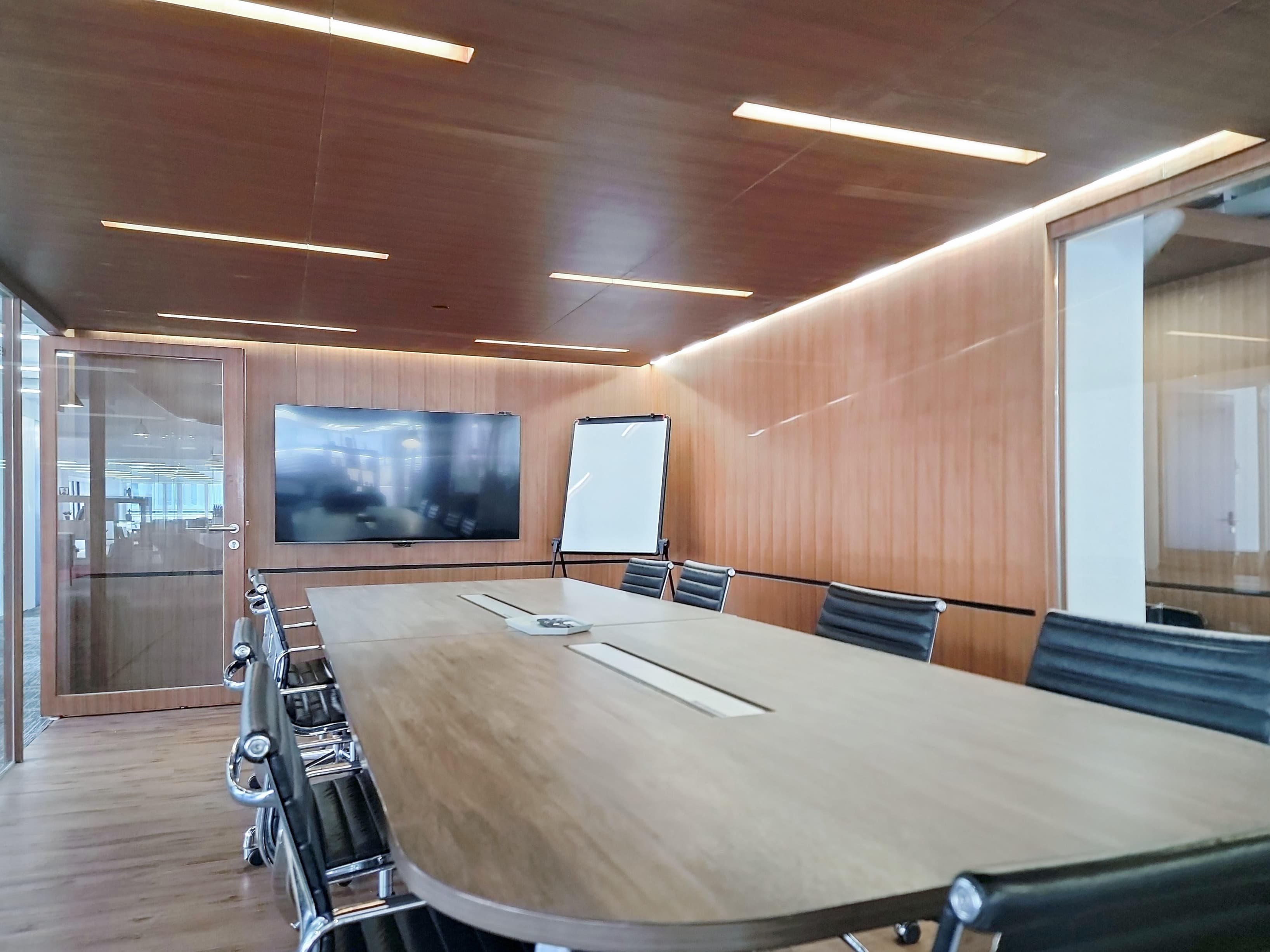 Hong Kong, Leighton Centre image 3 Hong Kong, Leighton Centre image 3