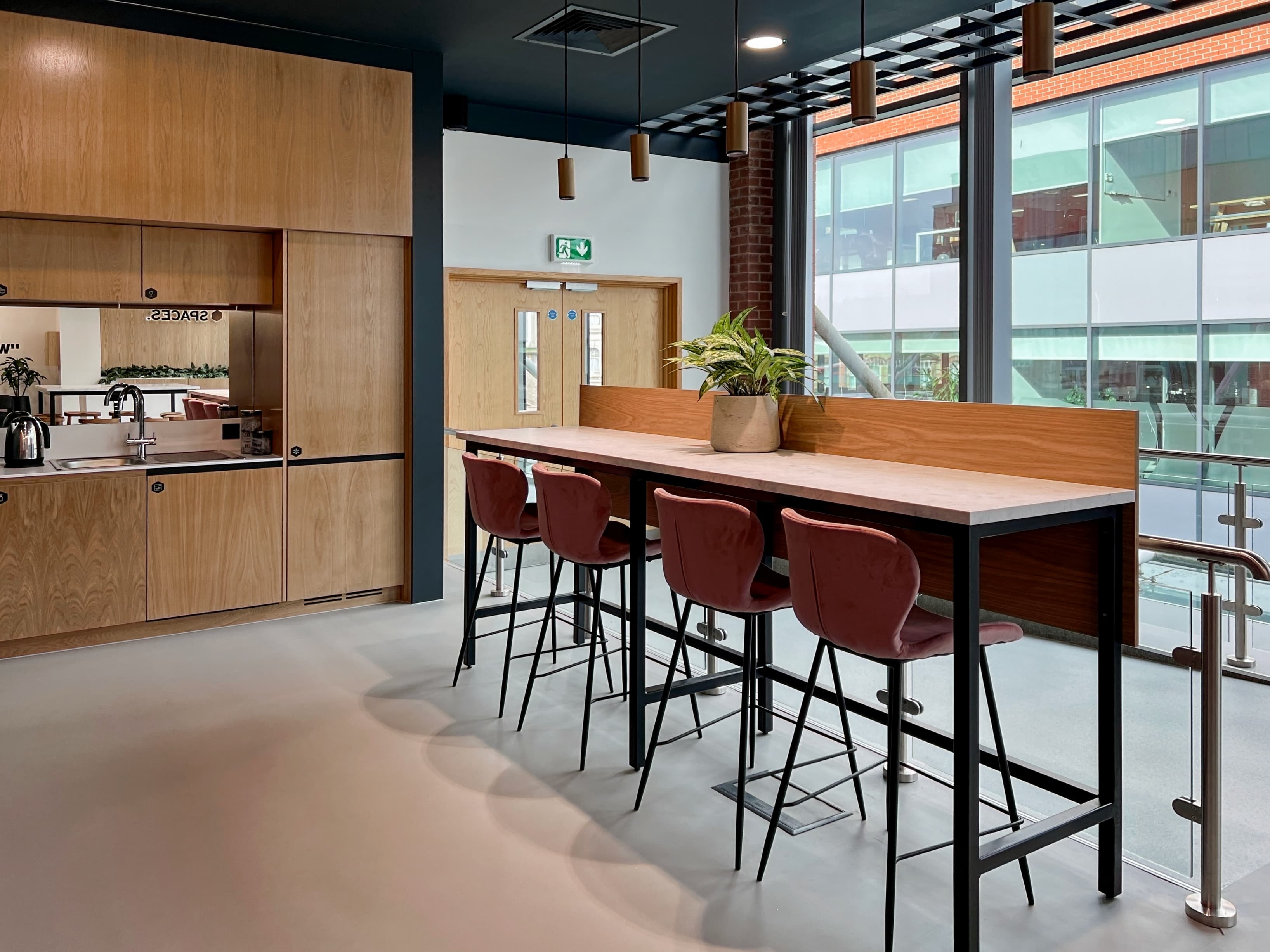 Wolverhampton, Victoria Square i11 image 7 Wolverhampton, Victoria Square i11 image 7