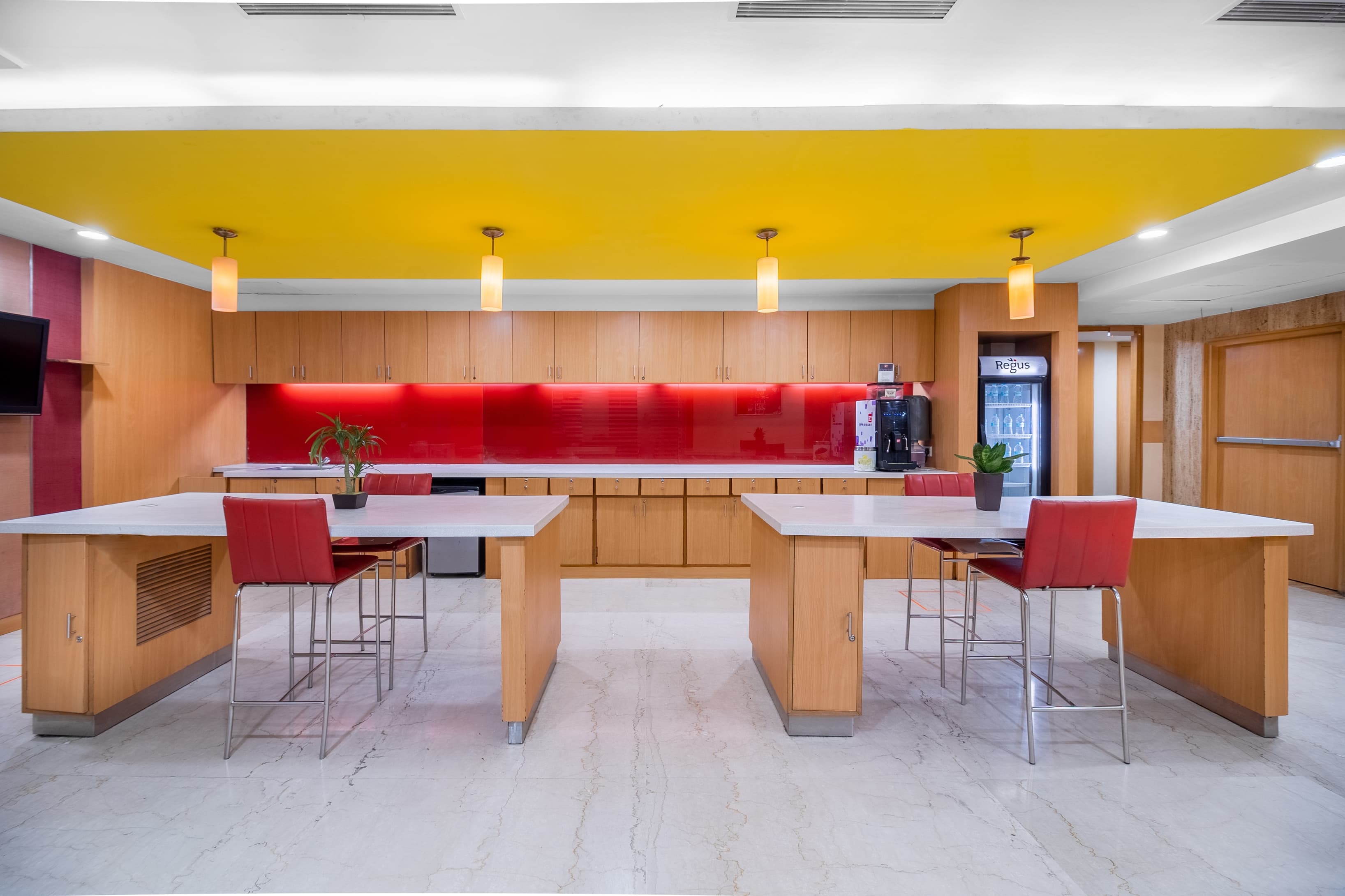 NEW DELHI, Elegance image 8 NEW DELHI, Elegance image 8