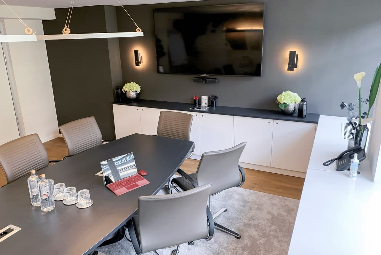 Conference Room Leopold Conference Room Leopold