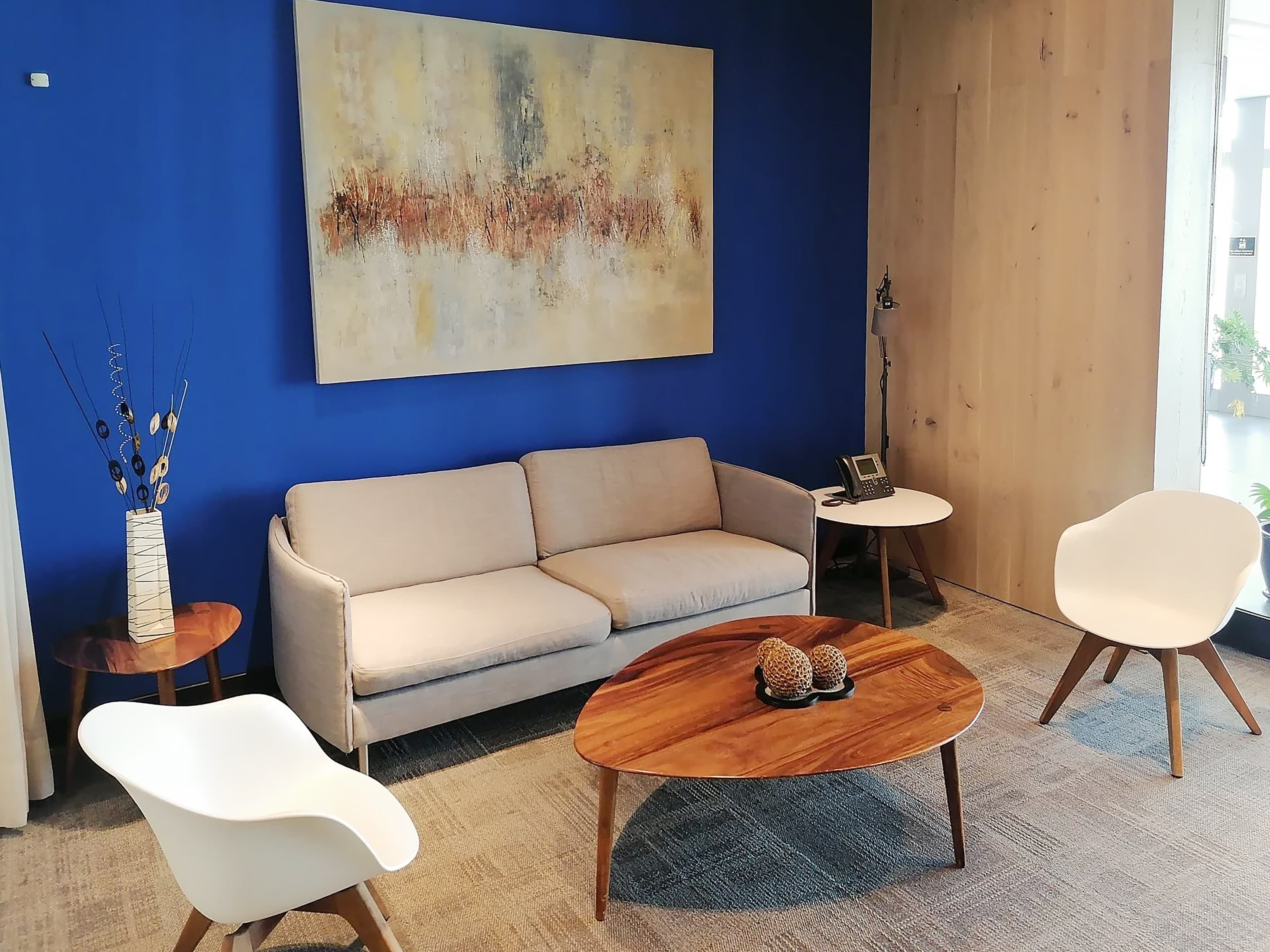 Breakout/Lounge Space Breakout/Lounge Space