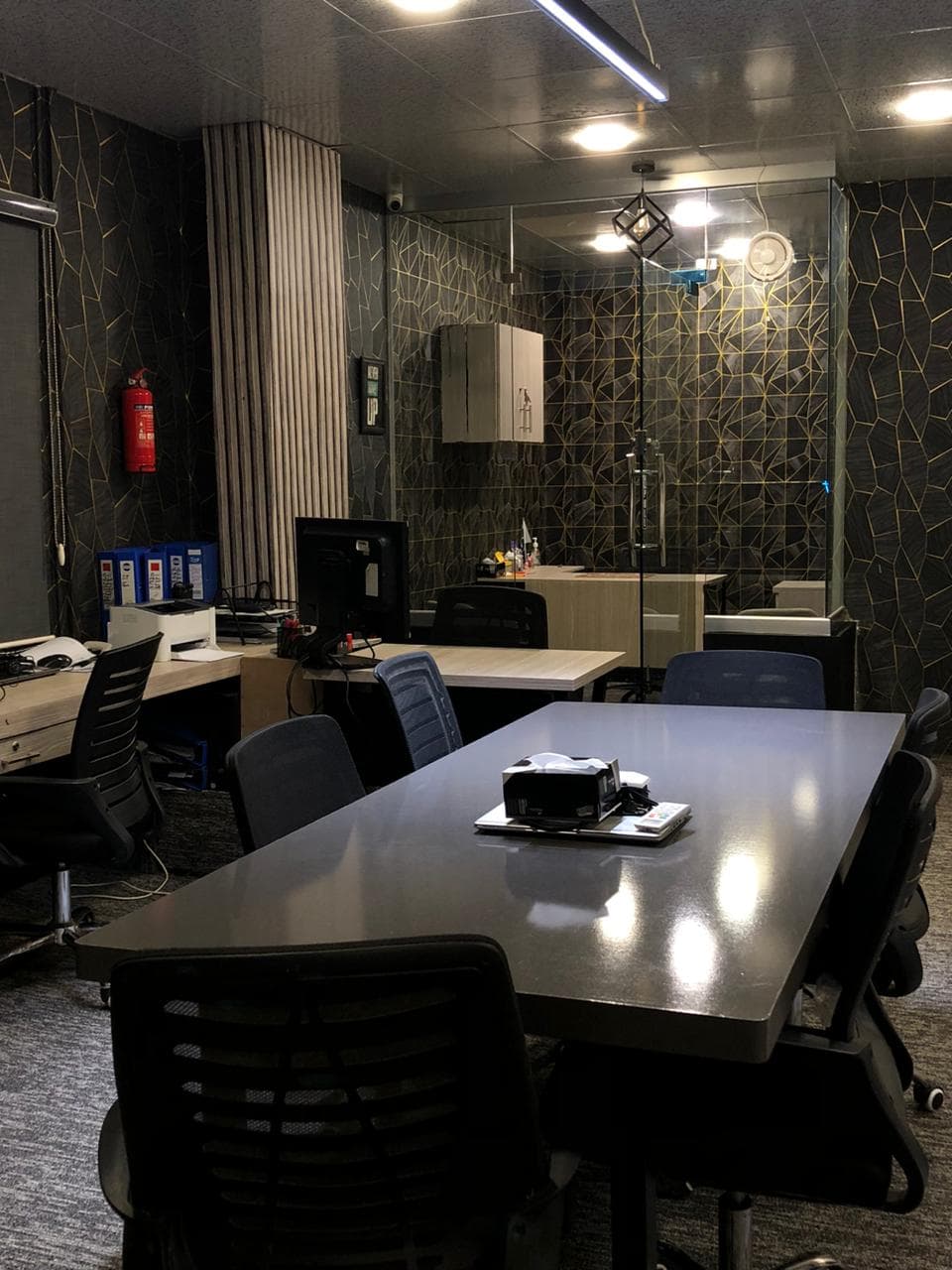 One room separate office One room separate office