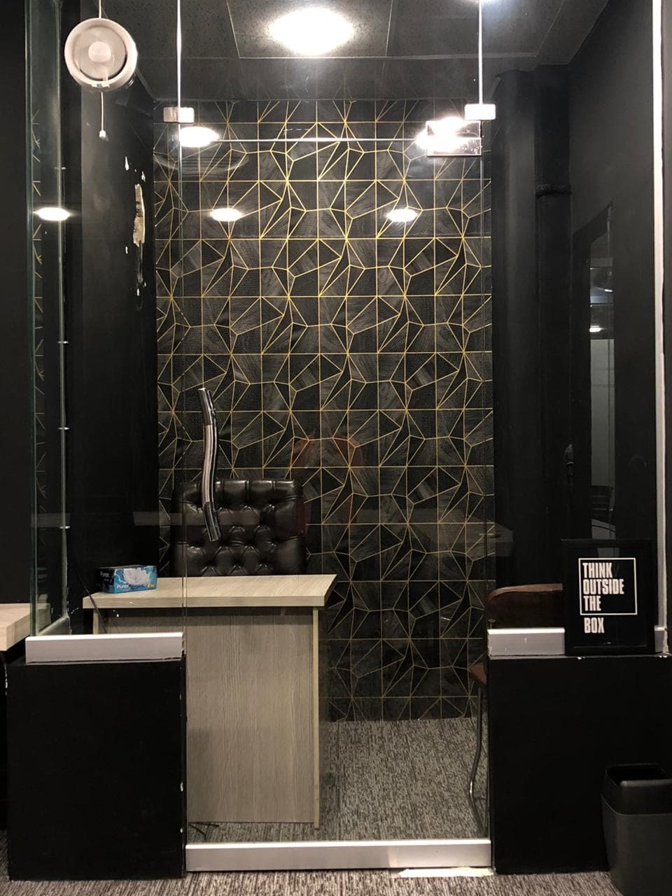 One room separate office One room separate office