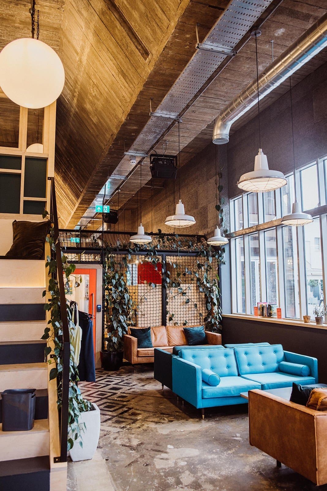 Breakout/Lounge Space Breakout/Lounge Space