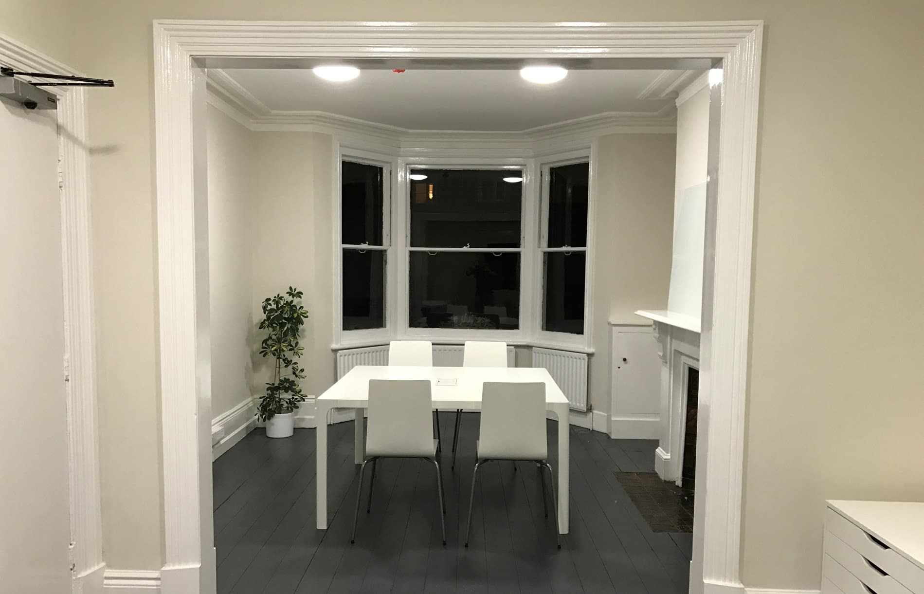 39241-39241-604191.jpg 39241-39241-604191.jpg