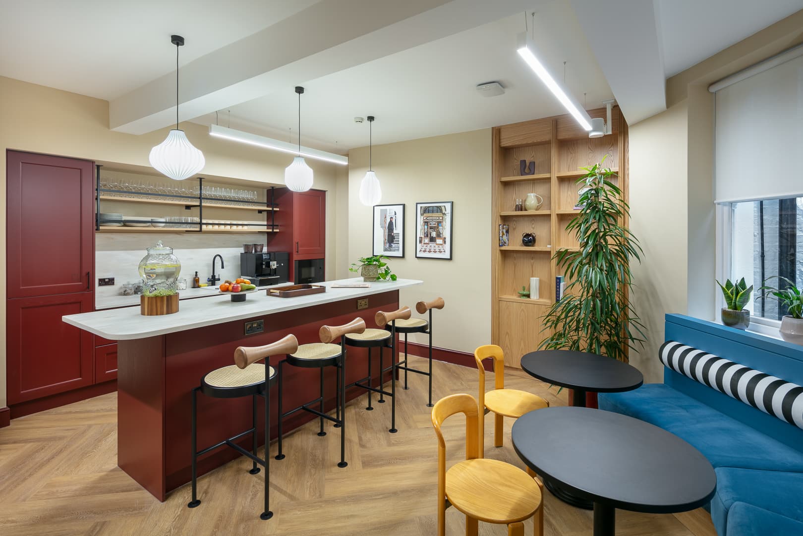 Breakout/Lounge Space Breakout/Lounge Space
