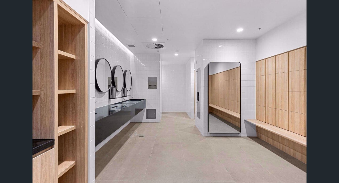 Toilets/ Bathroom Toilets/ Bathroom