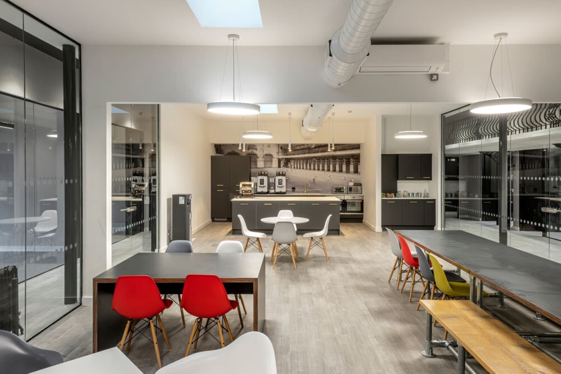 Breakout/Lounge Space Breakout/Lounge Space