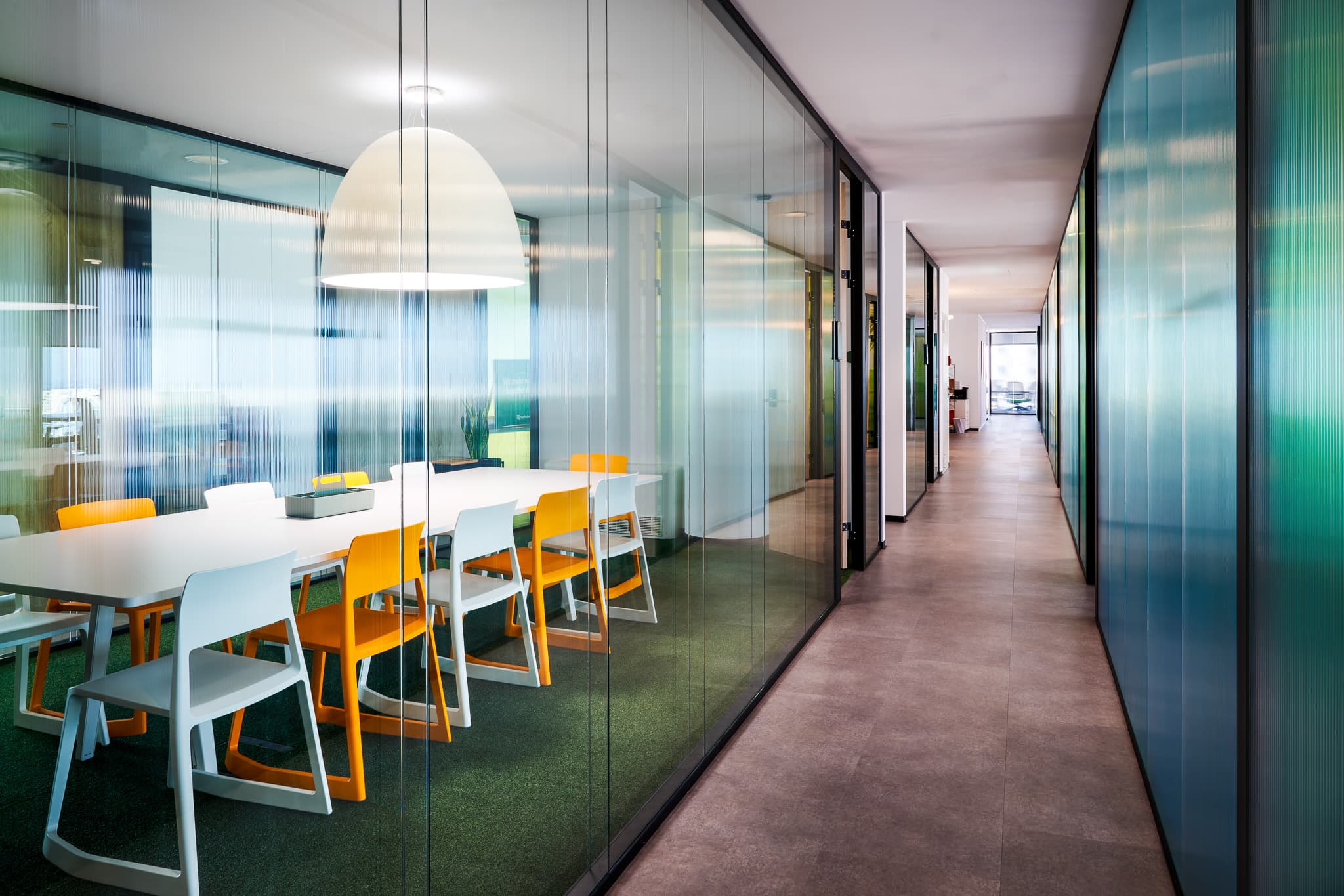 103905-103905-674777.jpg 103905-103905-674777.jpg