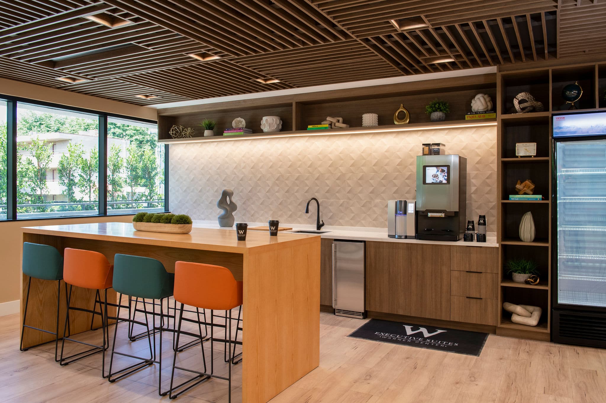 Complimentary coffee, ice and daily snacks. Complimentary coffee, ice and daily snacks.