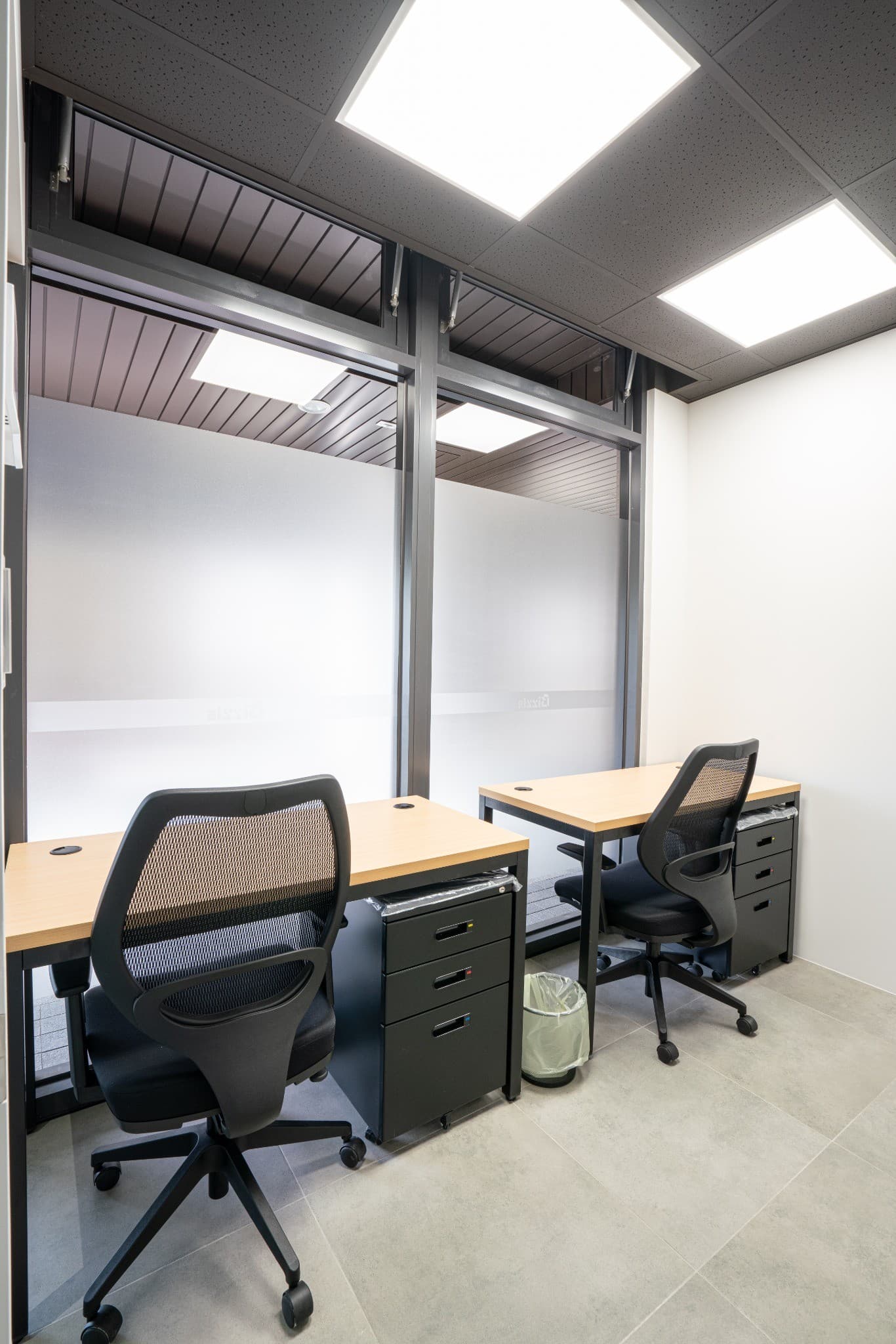 2 Person Workstation 2 Person Workstation