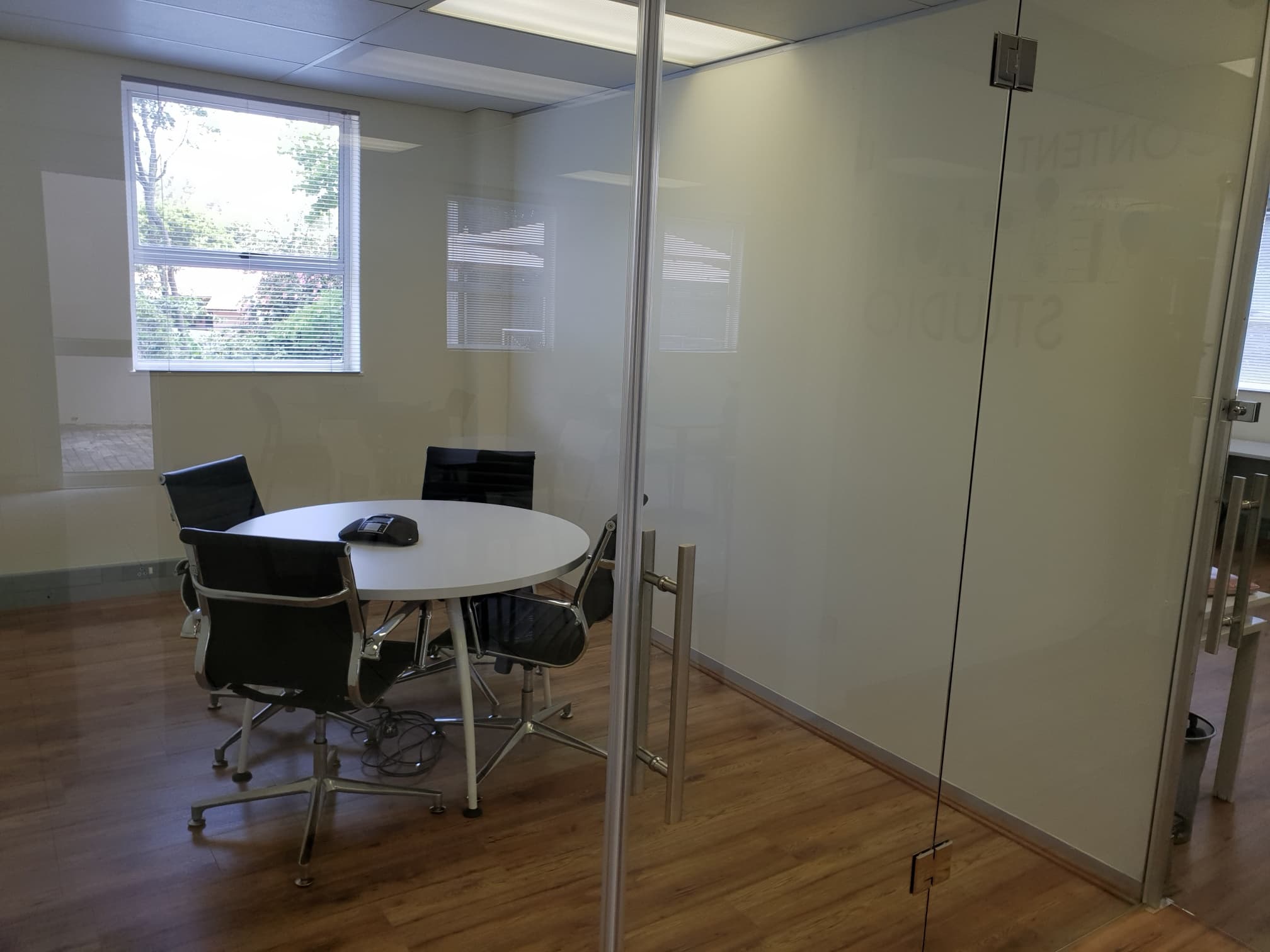 4 sitter meeting room 4 sitter meeting room