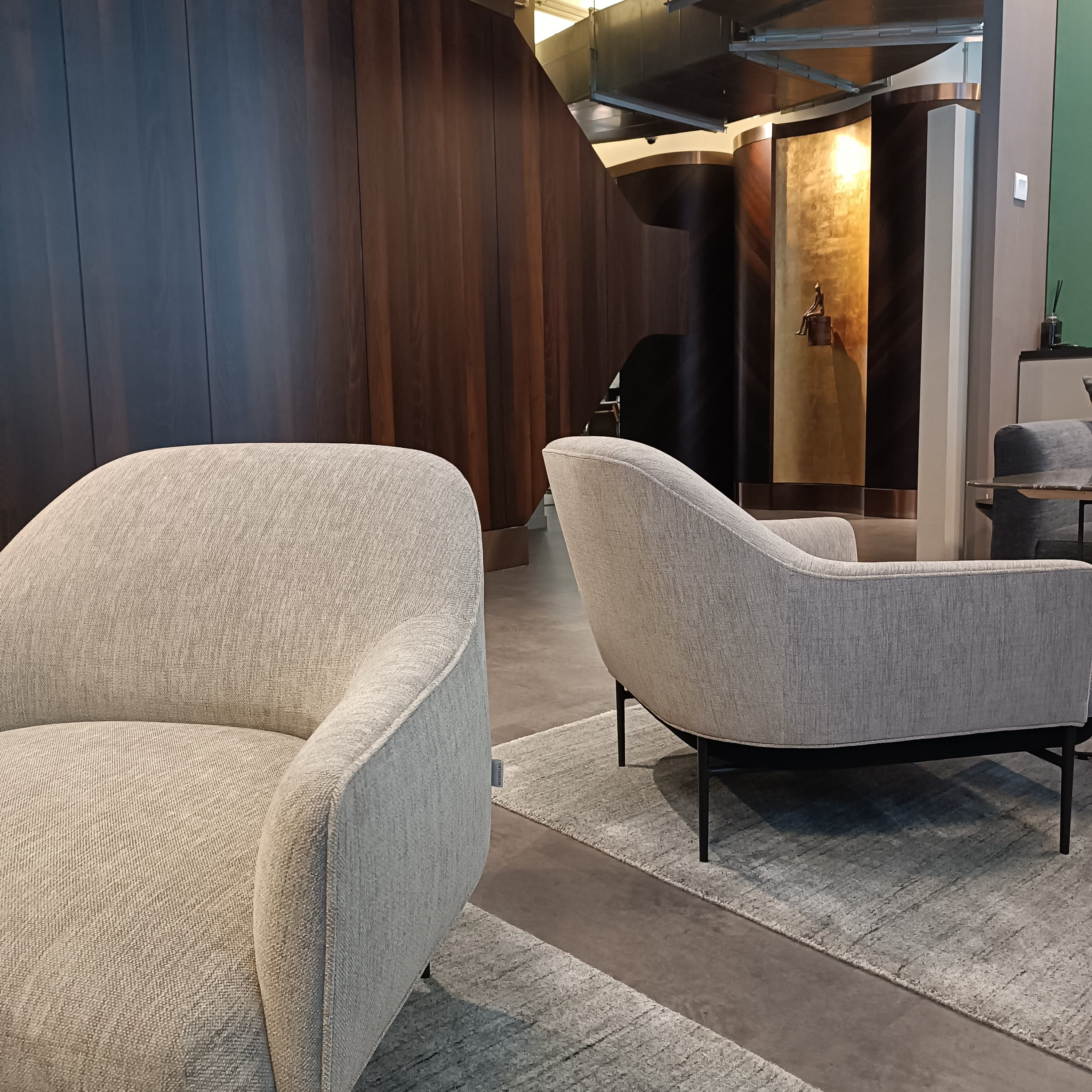 West Lounge, West Lounge,