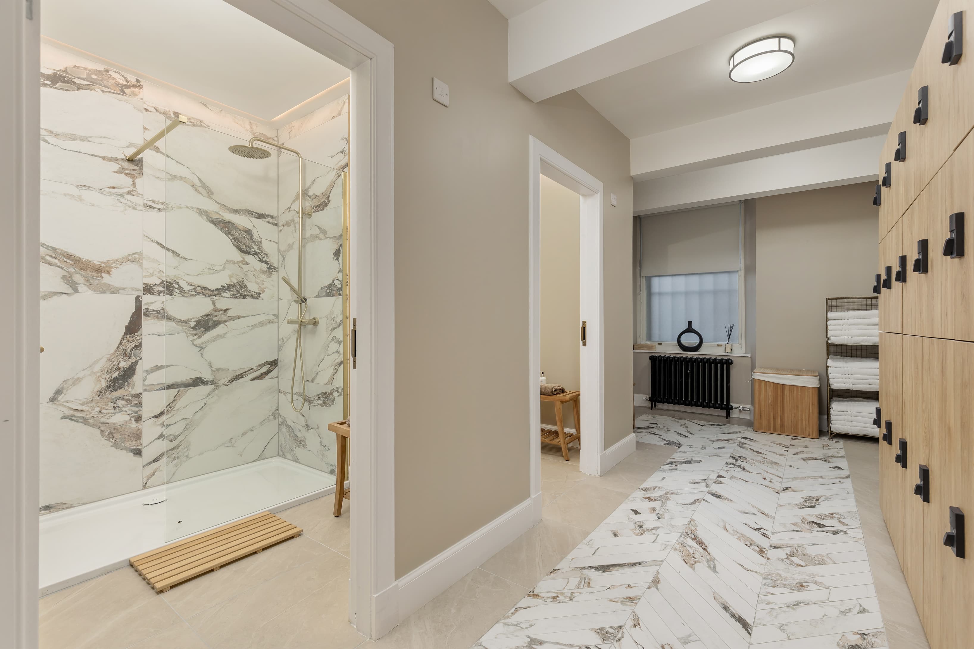 Shower Rooms & Lockers Shower Rooms & Lockers