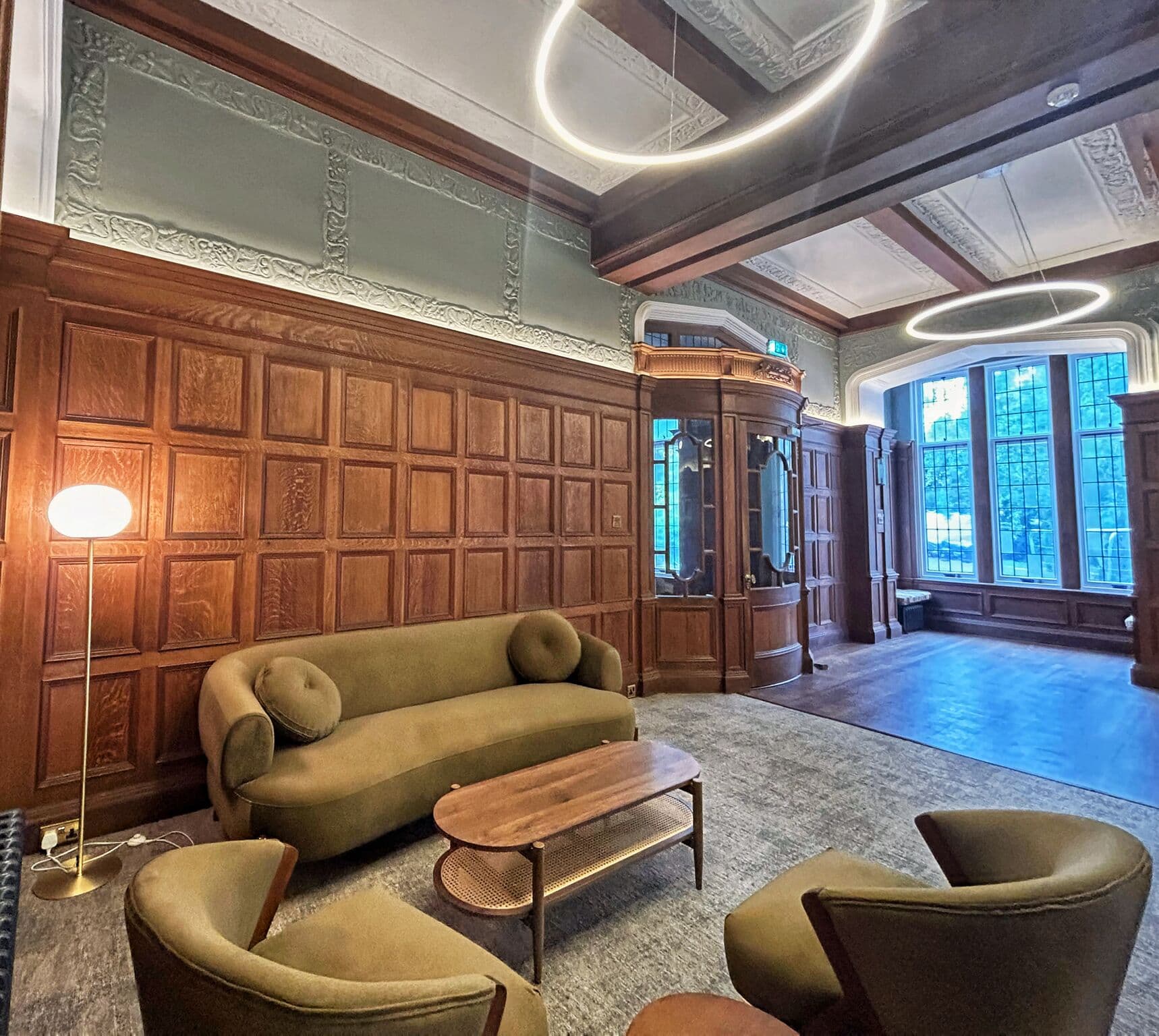 Breakout Lounge Breakout Lounge