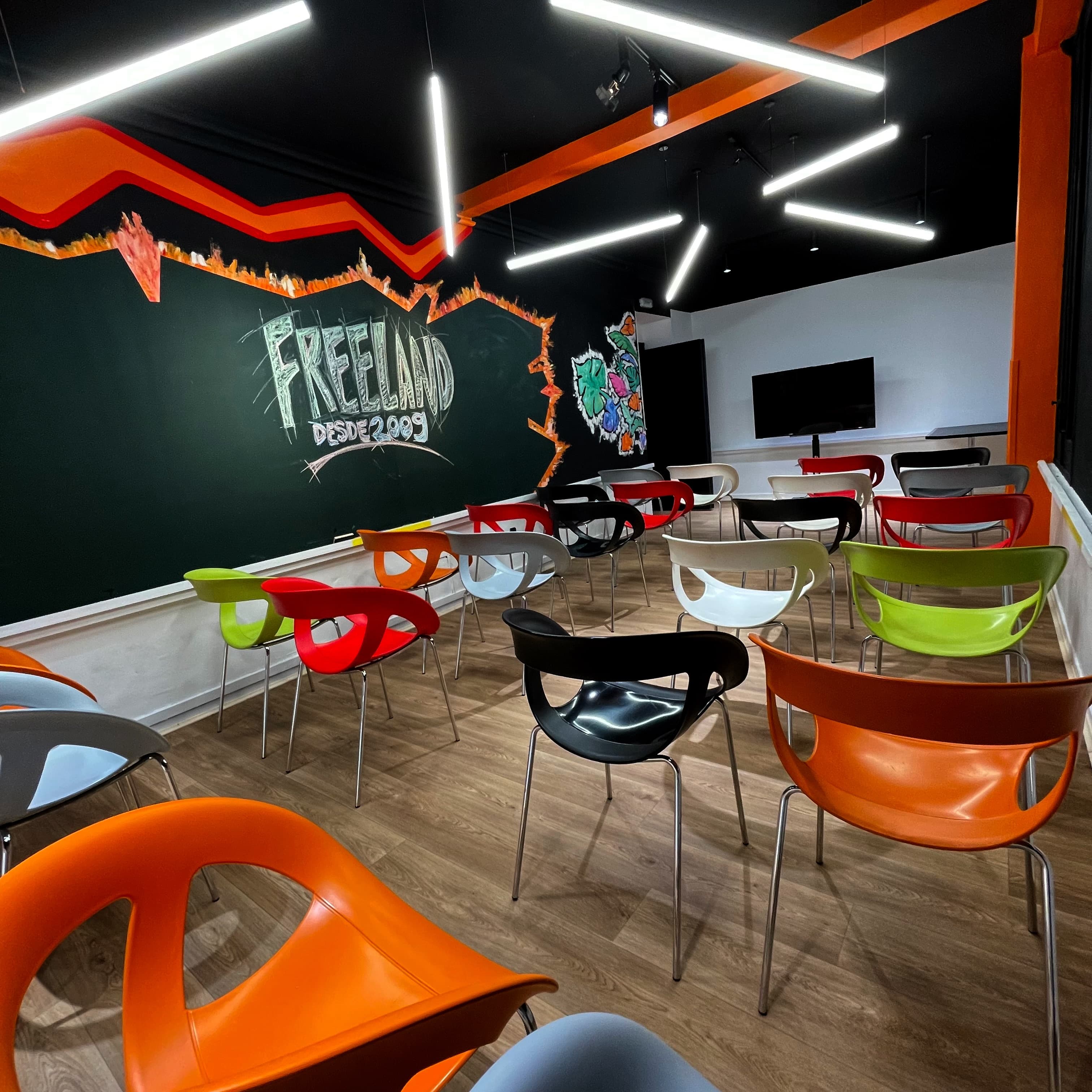 Ibiza Event room for evening or week-end events at FreeLand Coworking Almagro Ibiza Event room for evening or week-end events at FreeLand Coworking Almagro