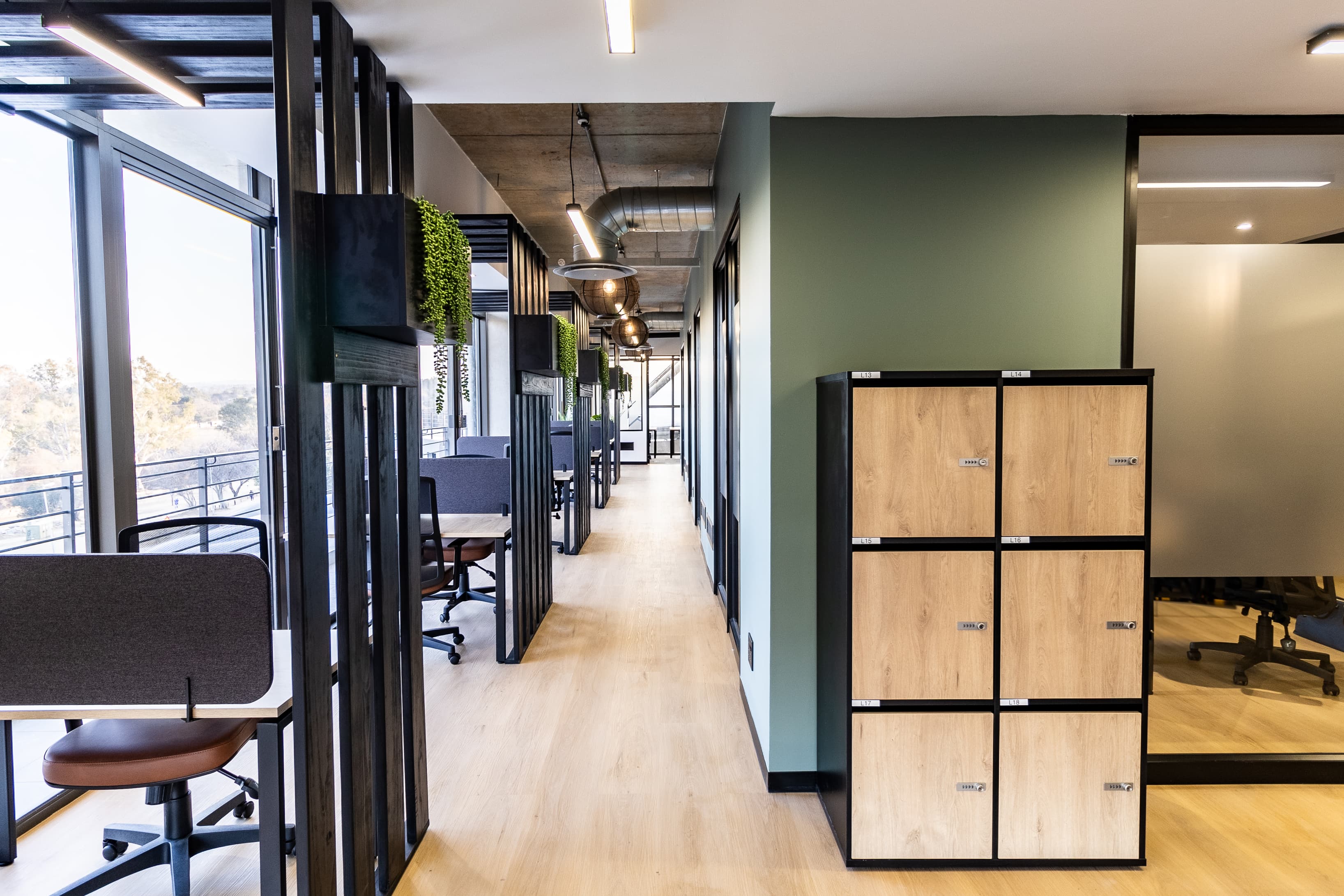 Shared spaces / Co working Shared spaces / Co working