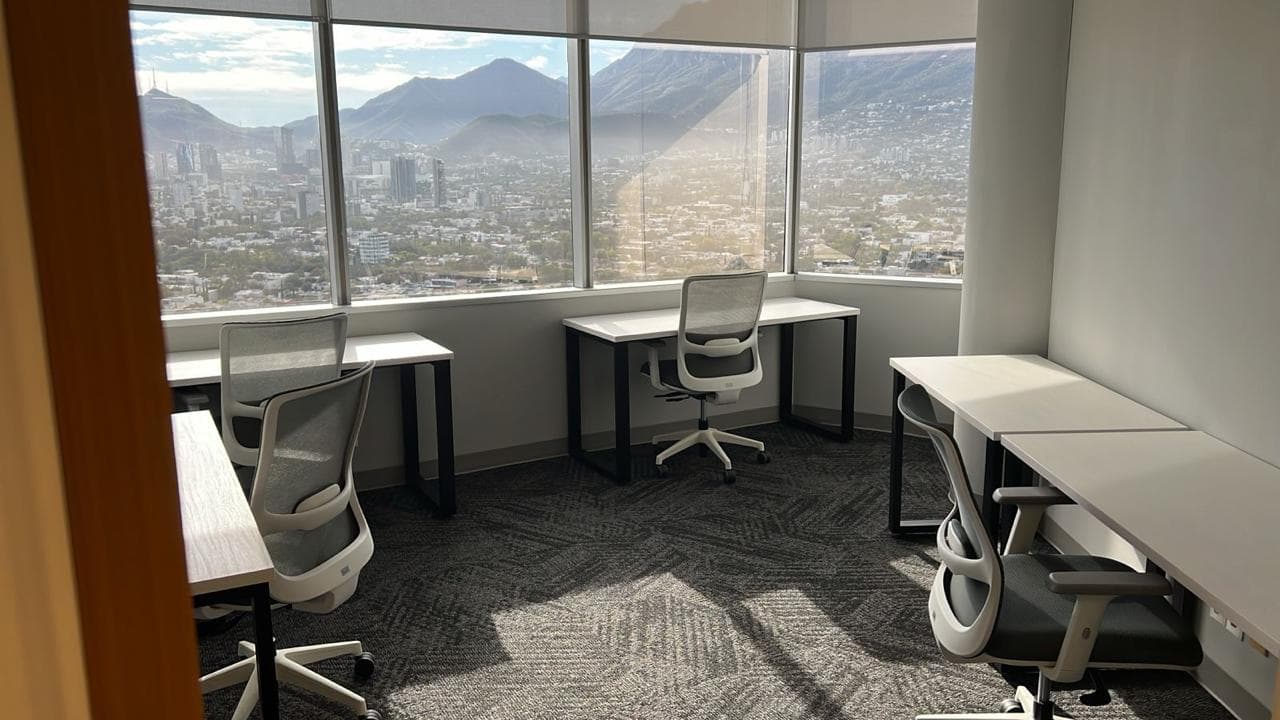 115698-115698-785817.jpg 115698-115698-785817.jpg