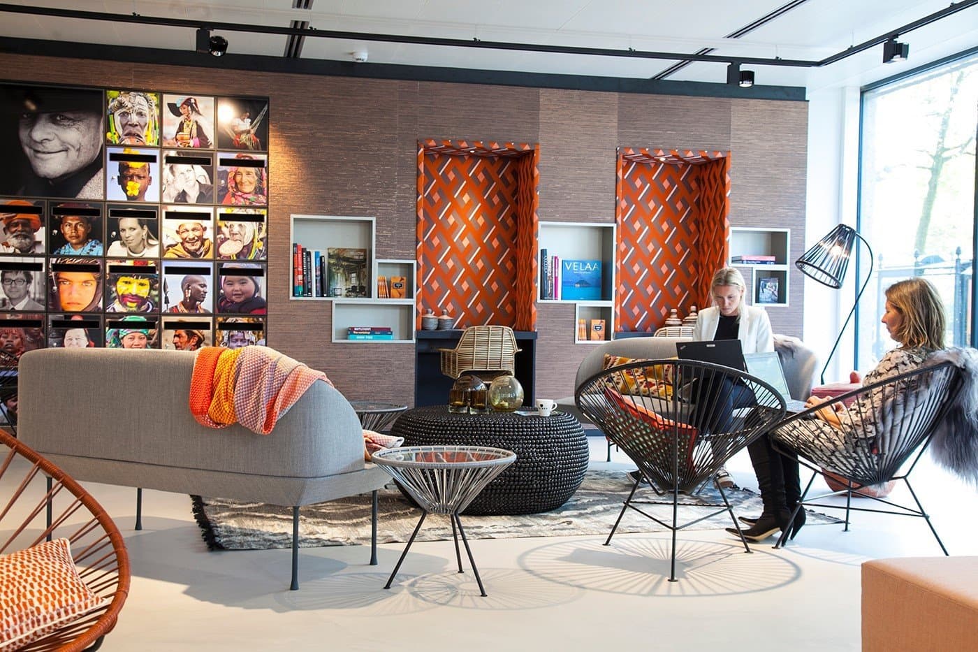 Breakout/Lounge Space Breakout/Lounge Space