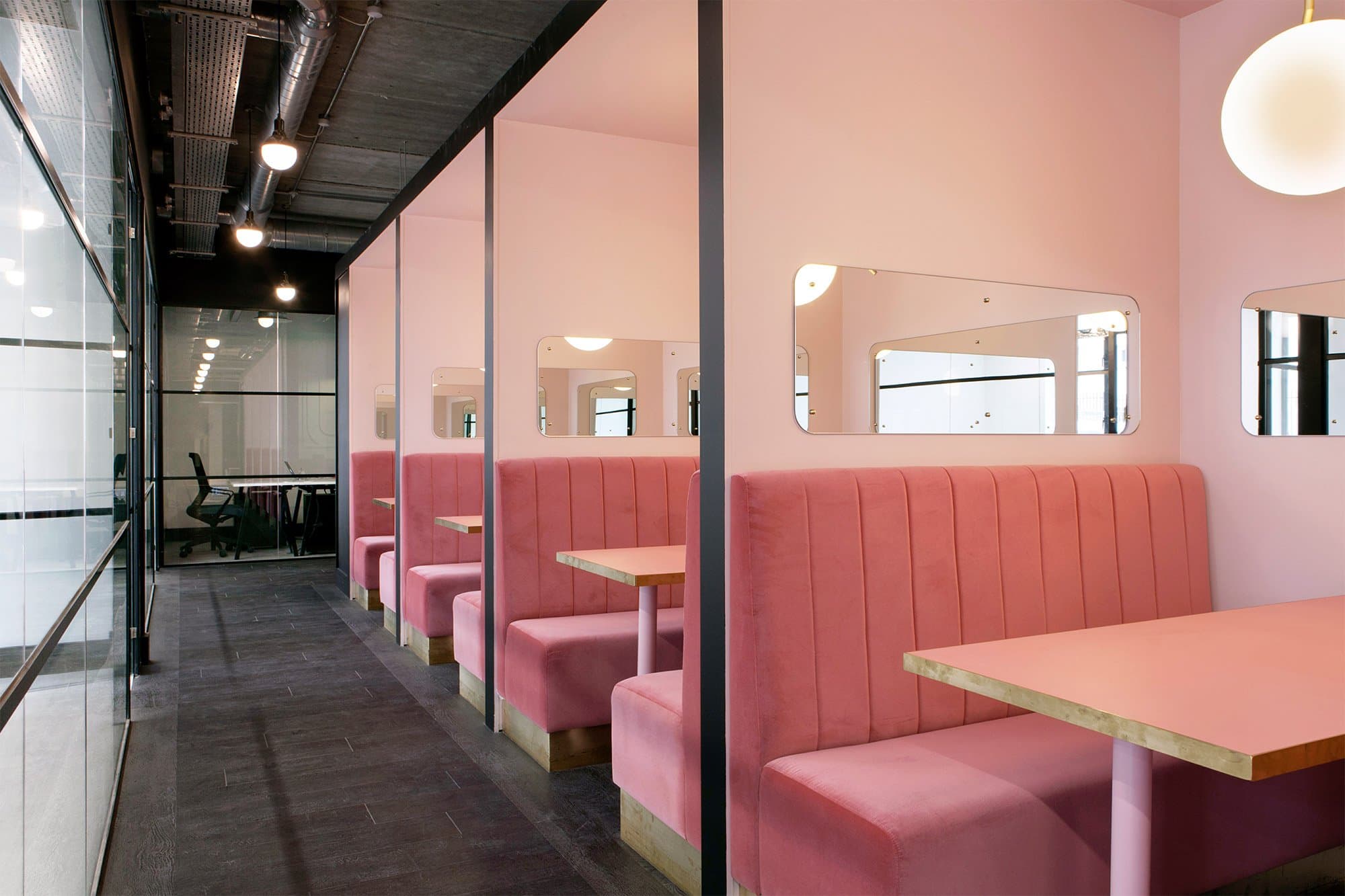Breakout/Lounge Space Breakout/Lounge Space