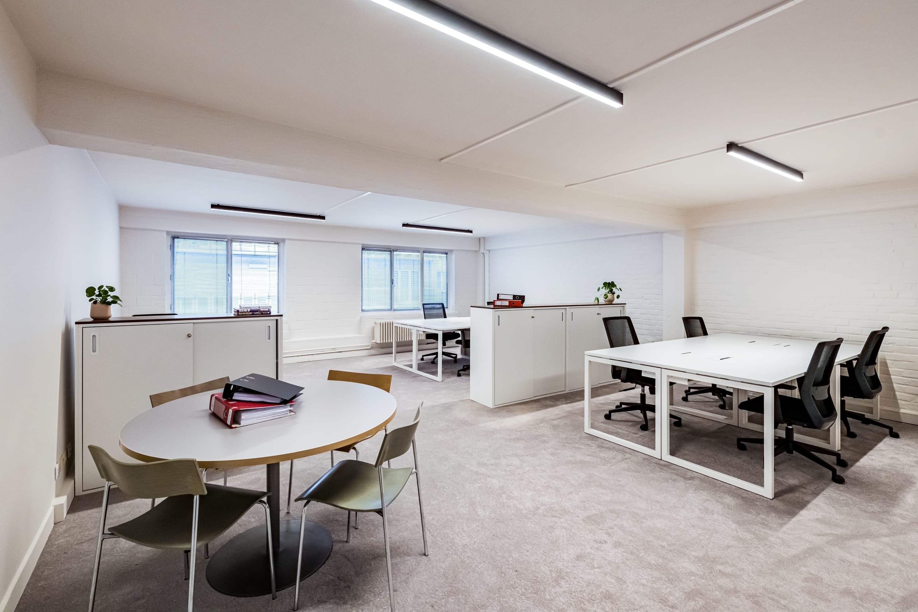 Spacious offices Spacious offices