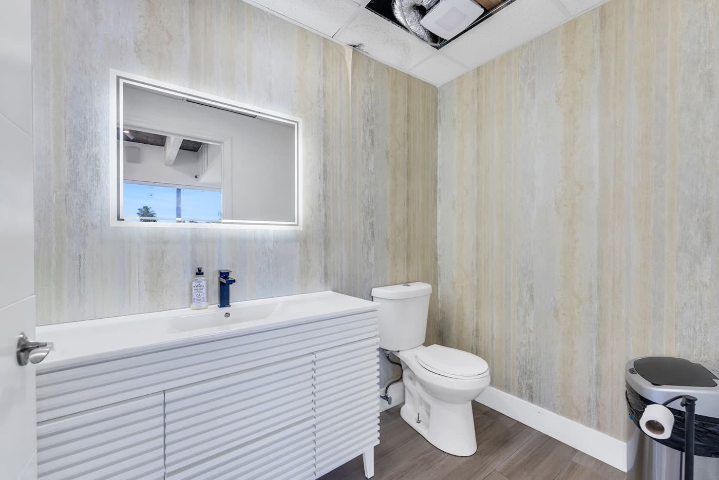 Bathroom Bathroom