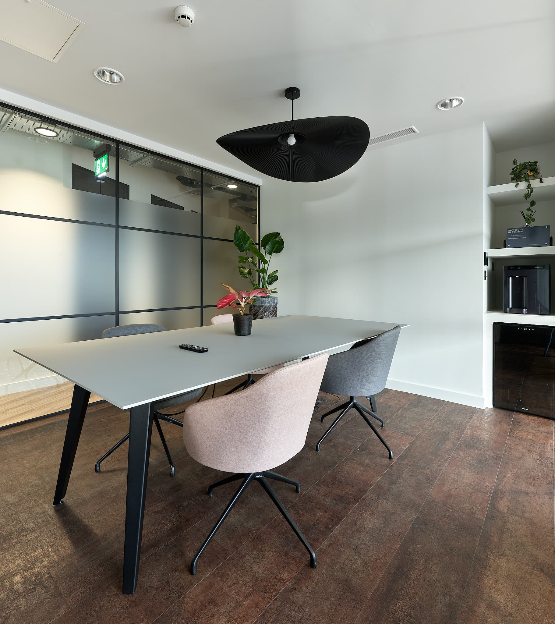 76568-76568-650051.jpg 76568-76568-650051.jpg