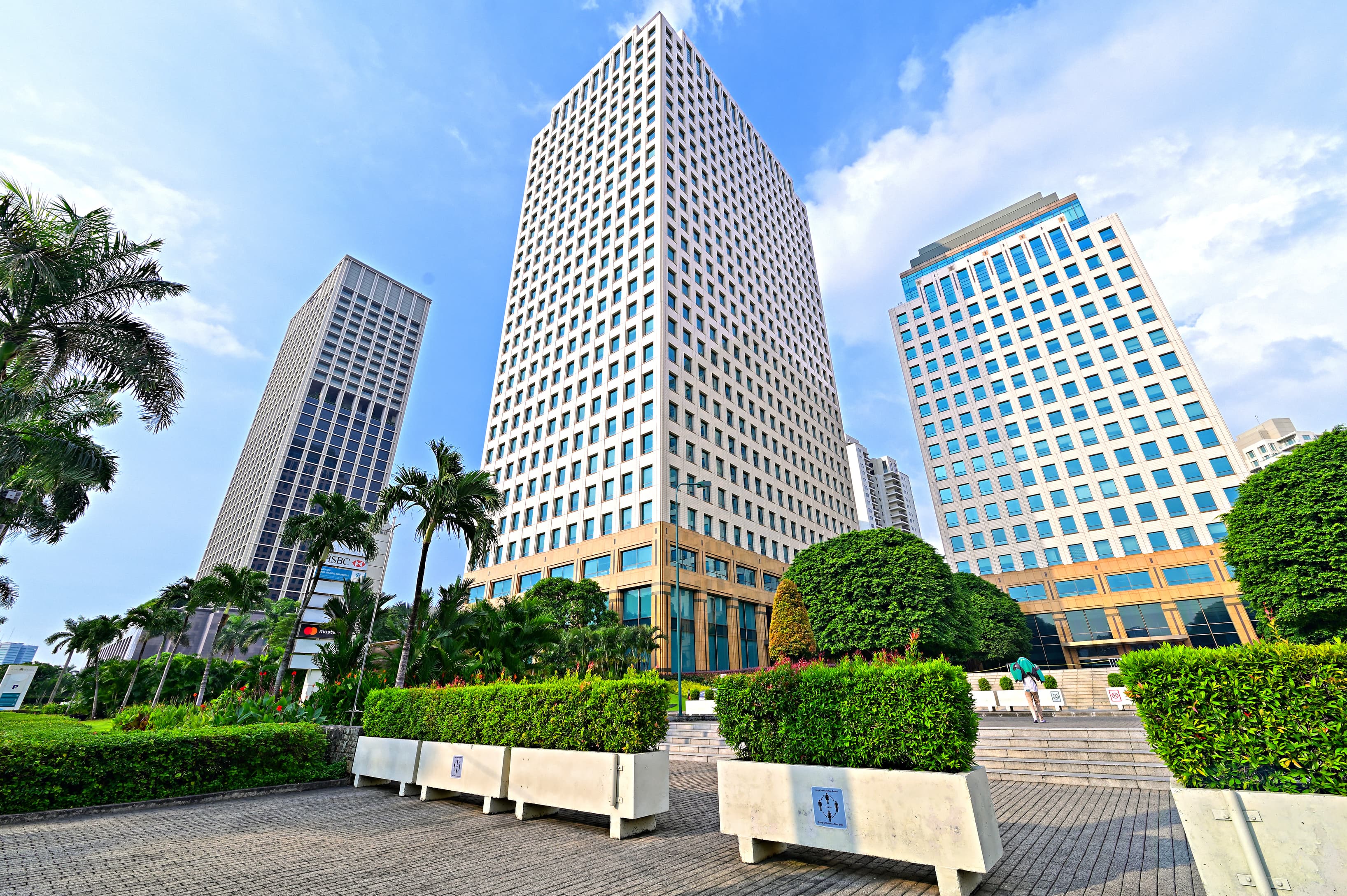 Exterior view of Sentral Senayan II, home of PACE Serviced Office. Exterior view of Sentral Senayan II, home of PACE Serviced Office.