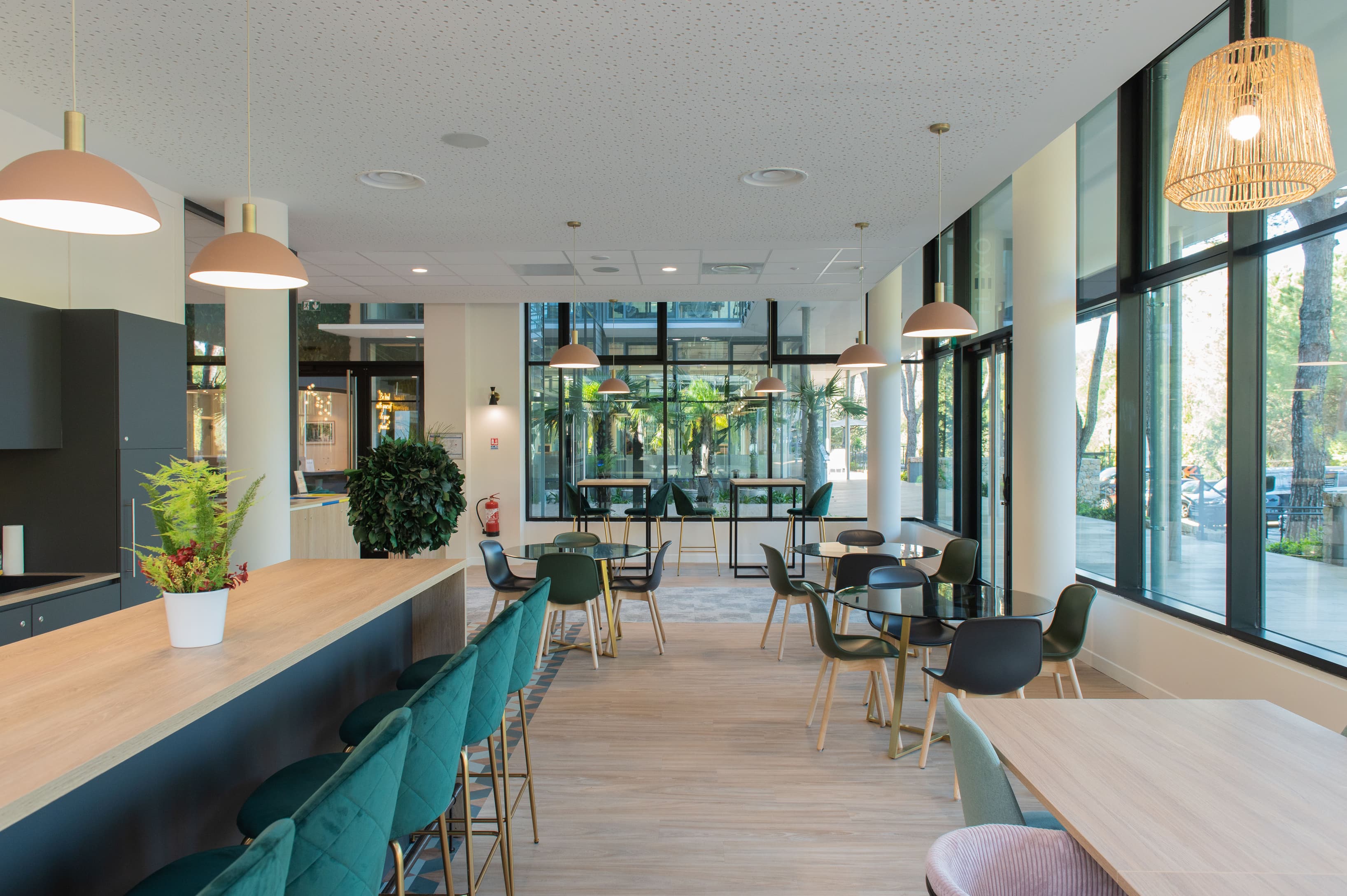 104270-104270-656351.jpg 104270-104270-656351.jpg