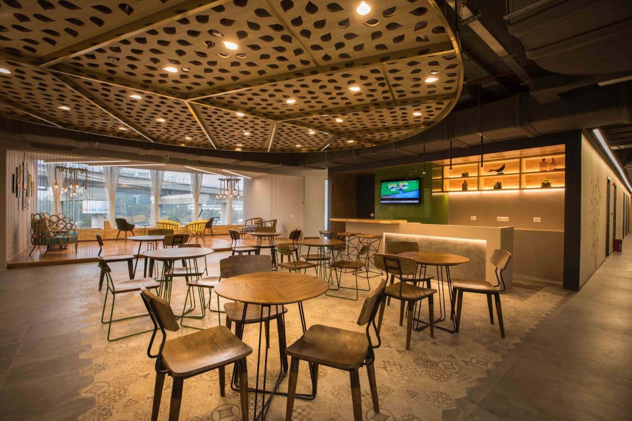 Breakout/Lounge Space Breakout/Lounge Space