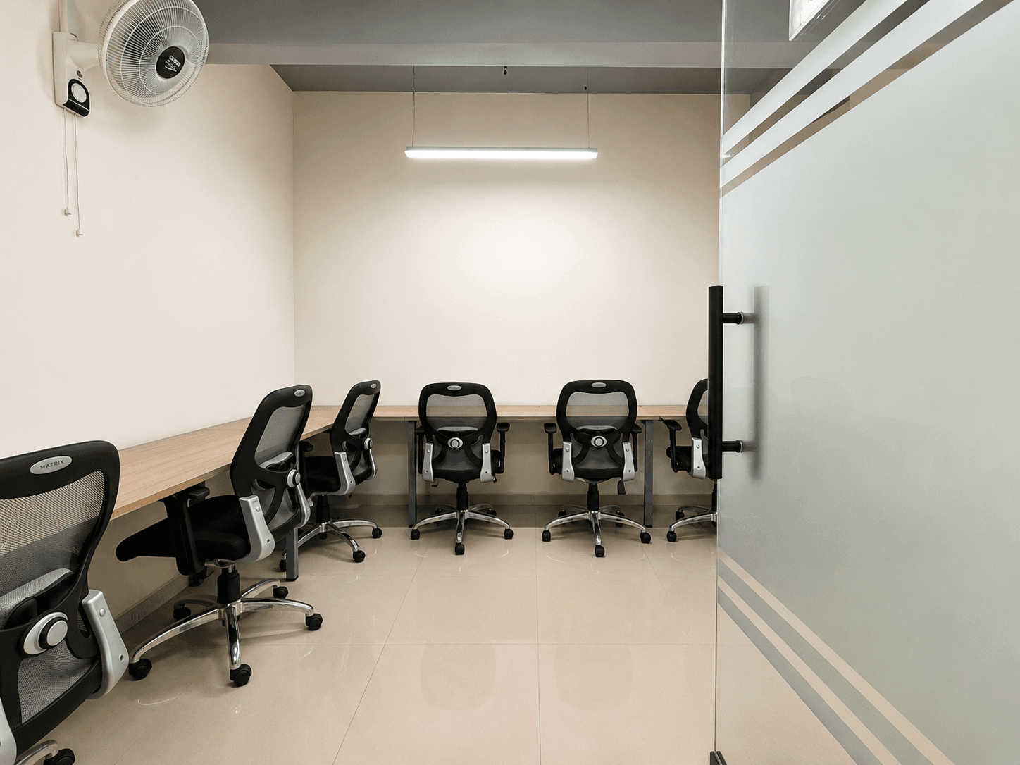 Private team cabin for small teams, offering dedicated seating, privacy, and a focused work setup. Private team cabin for small teams, offering dedicated seating, privacy, and a focused work setup.