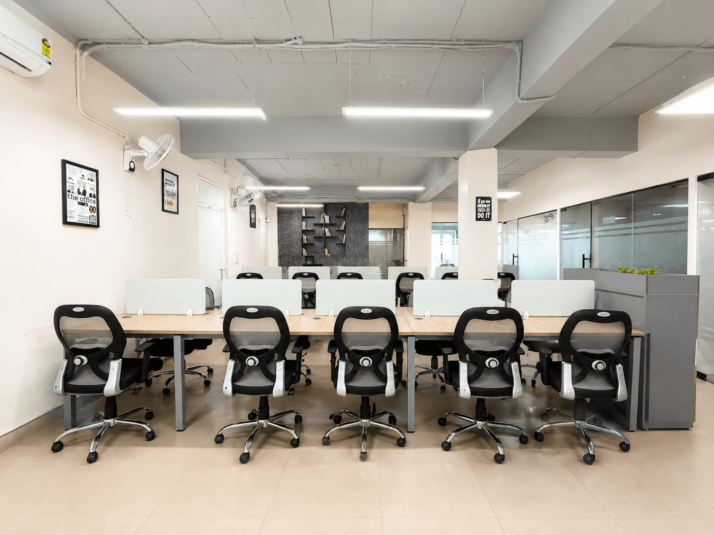 Comfortable workstation setup offering ample desk space, power backup, and reliable connectivity. Comfortable workstation setup offering ample desk space, power backup, and reliable connectivity.