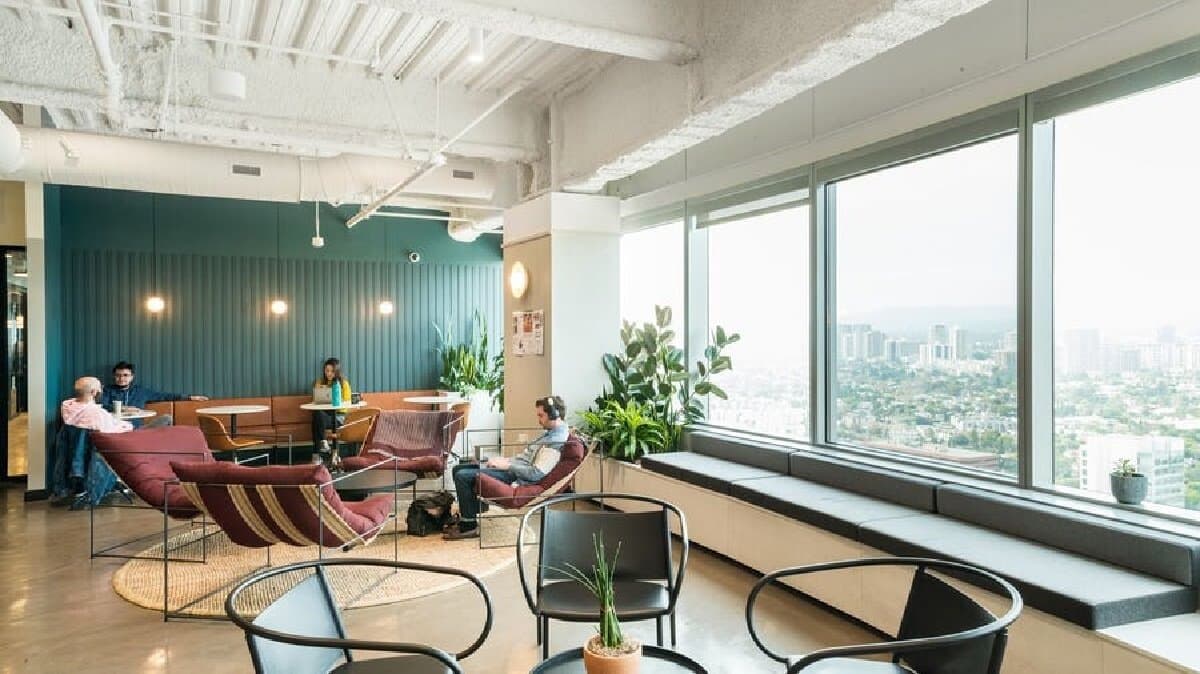 Breakout/Lounge Space Breakout/Lounge Space
