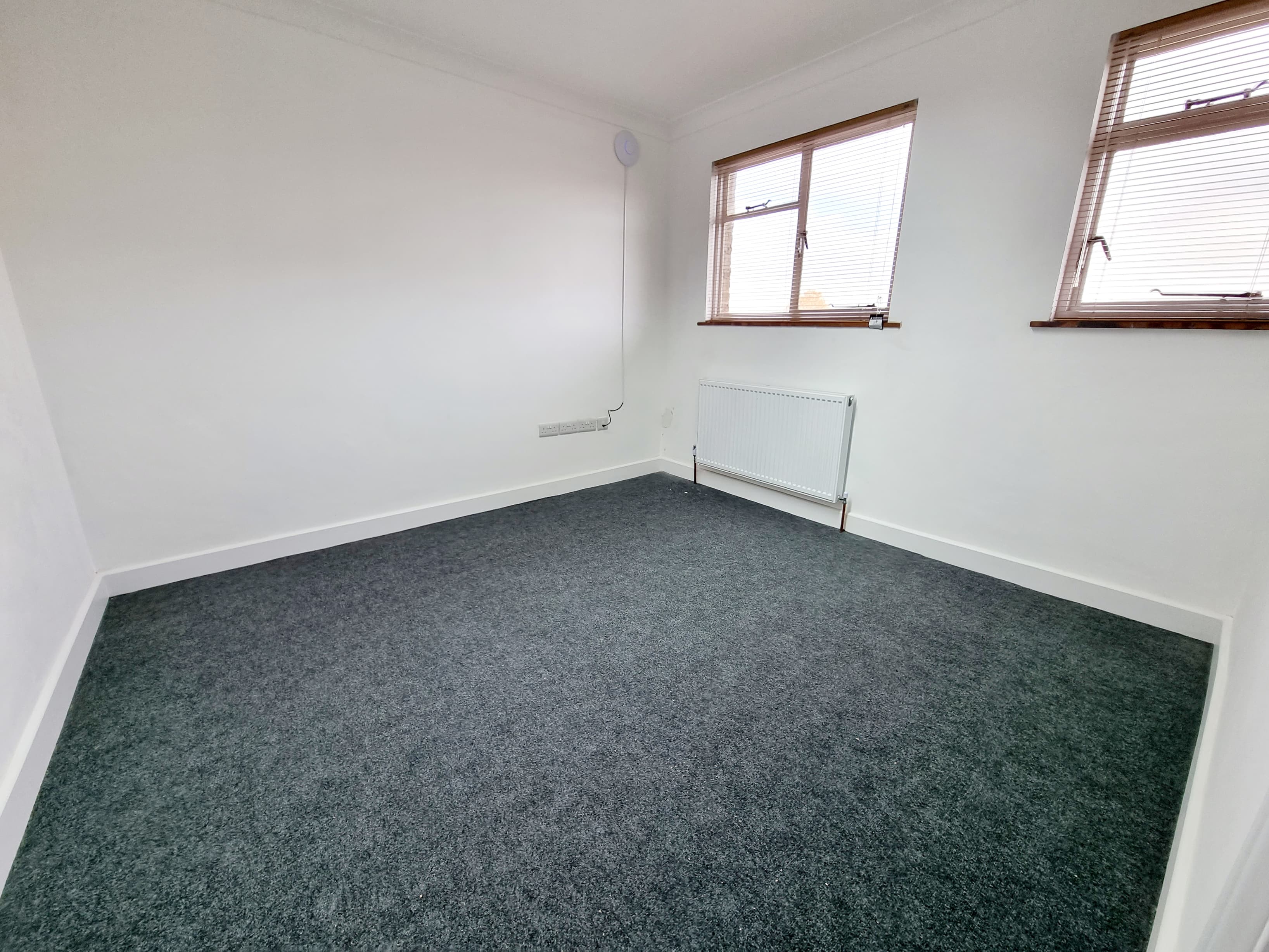 1 to 2 person office 1 to 2 person office