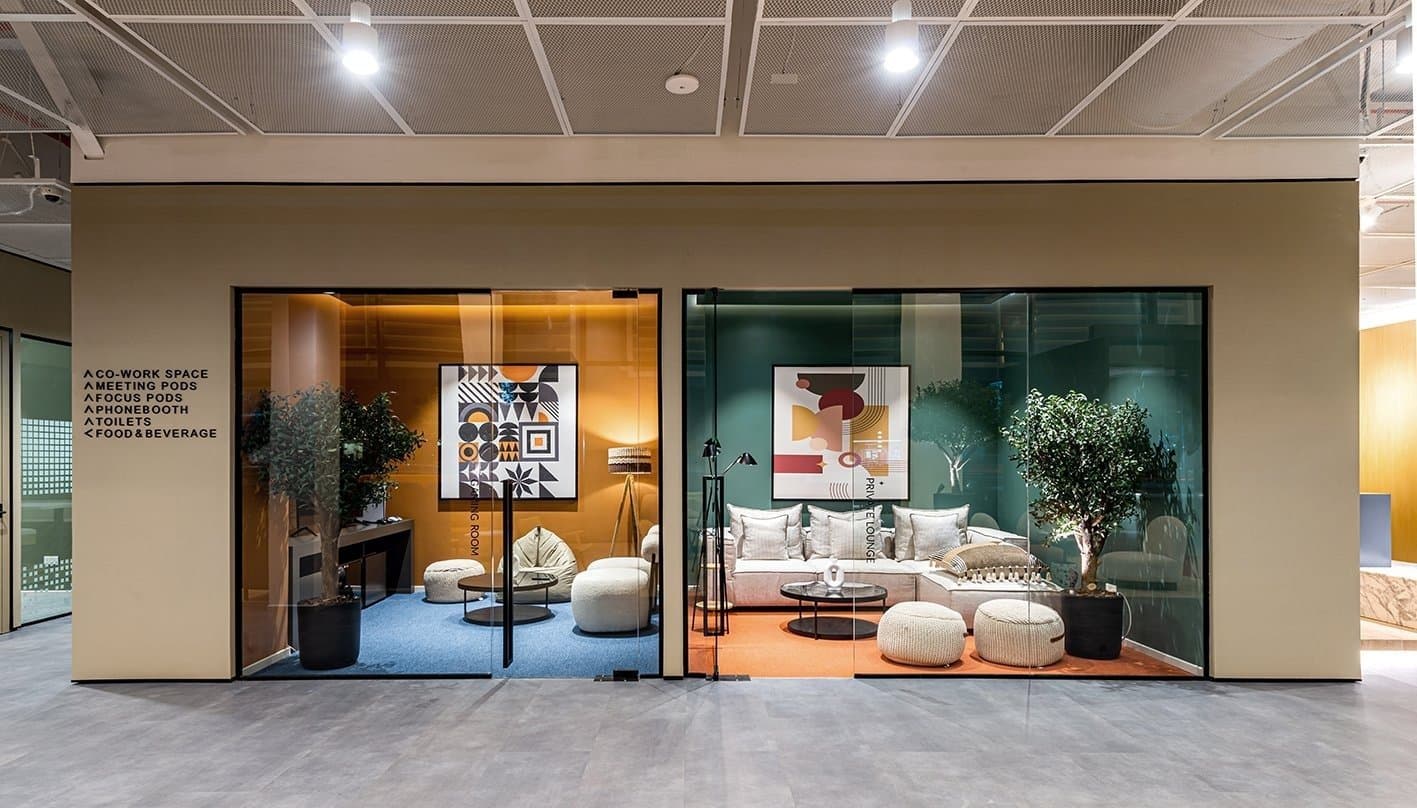 Breakout/Lounge Space Breakout/Lounge Space