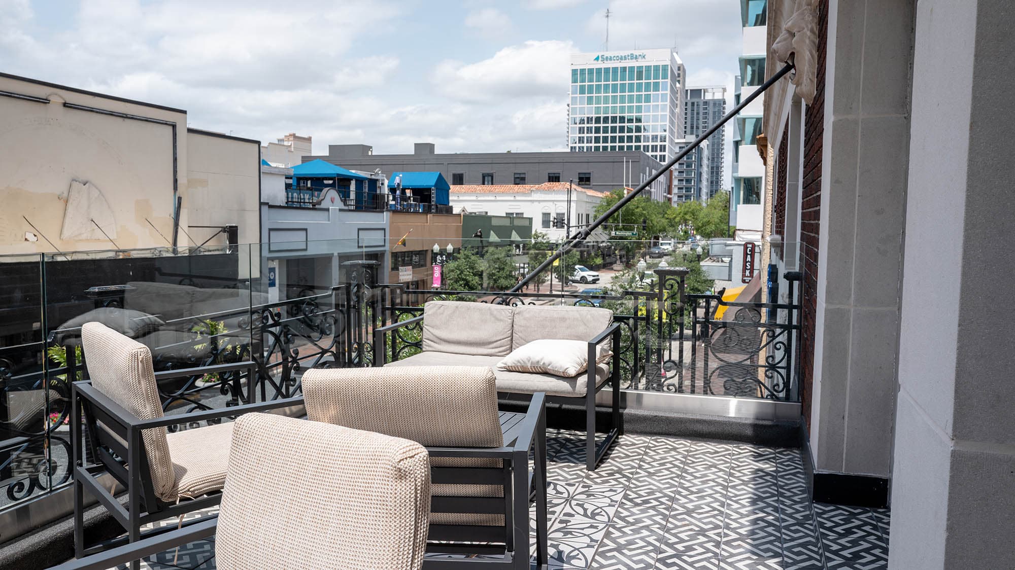 Outdoor Area Outdoor Area