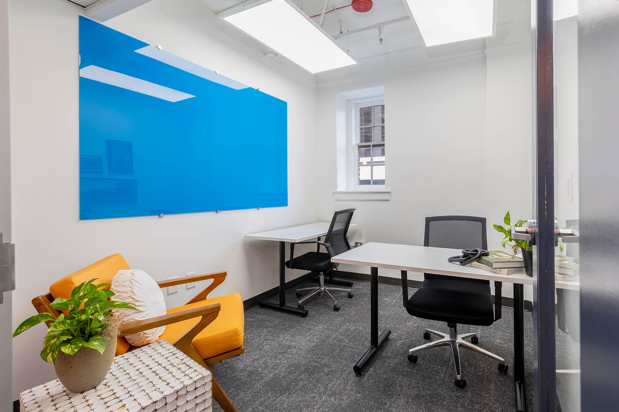 Private Office Private Office