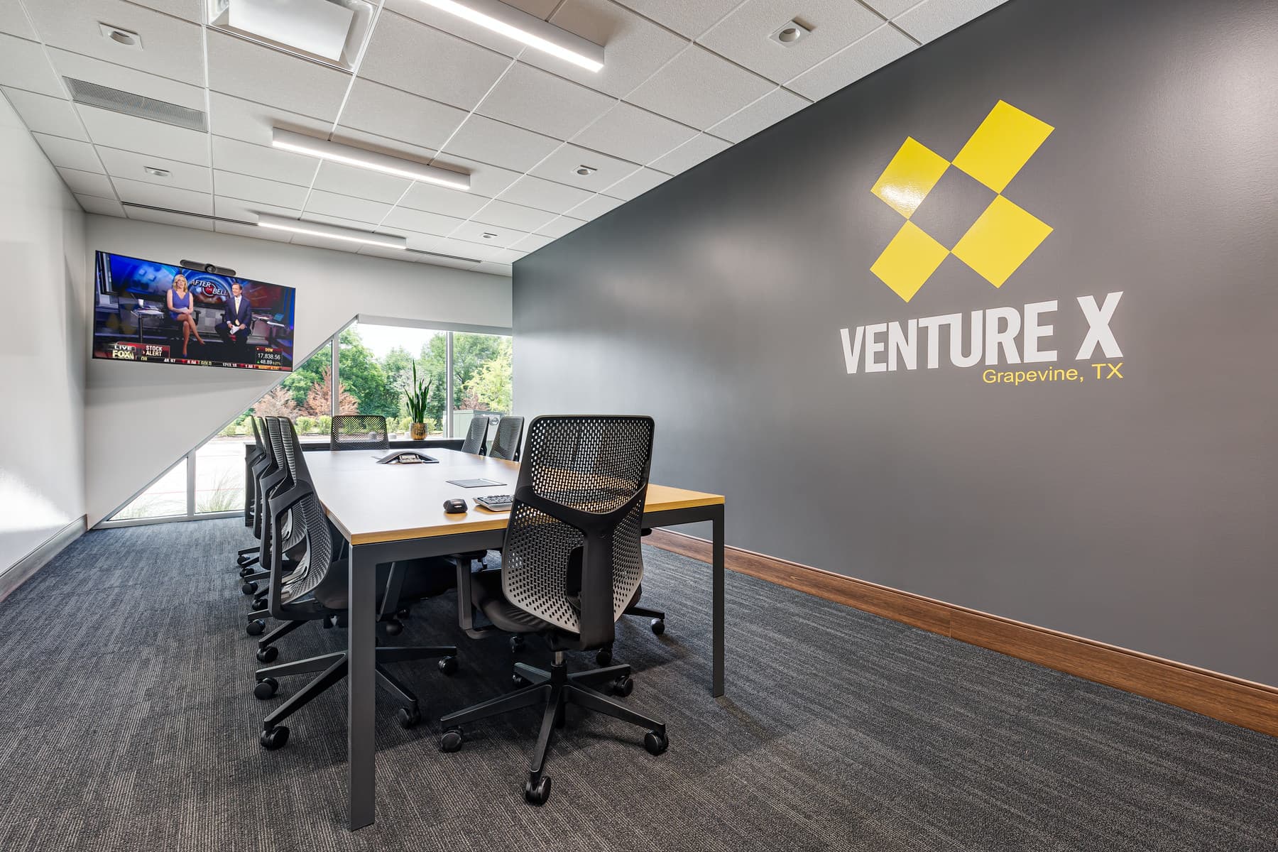 Large Meeting Room Large Meeting Room