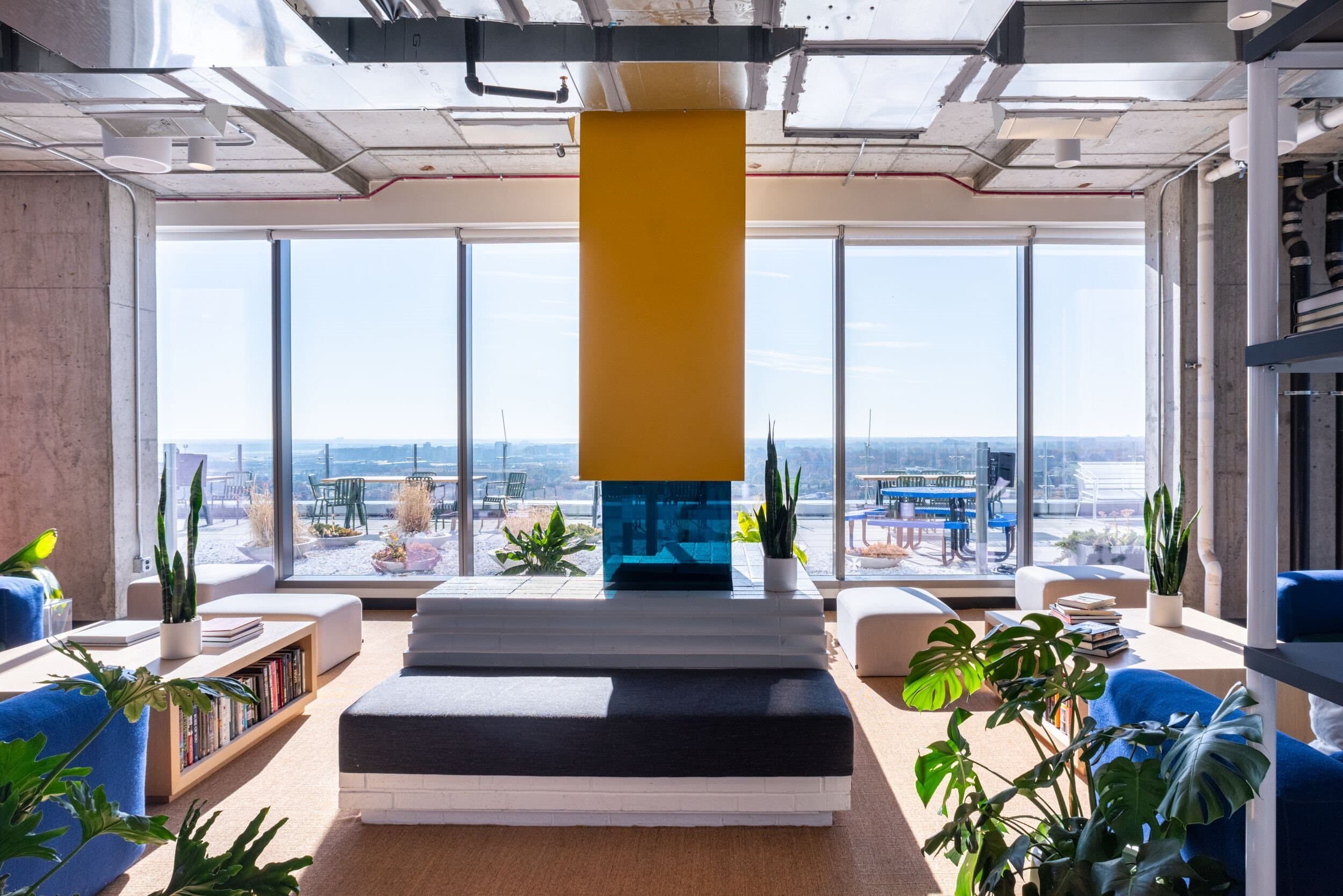 Breakout/Lounge Space Breakout/Lounge Space